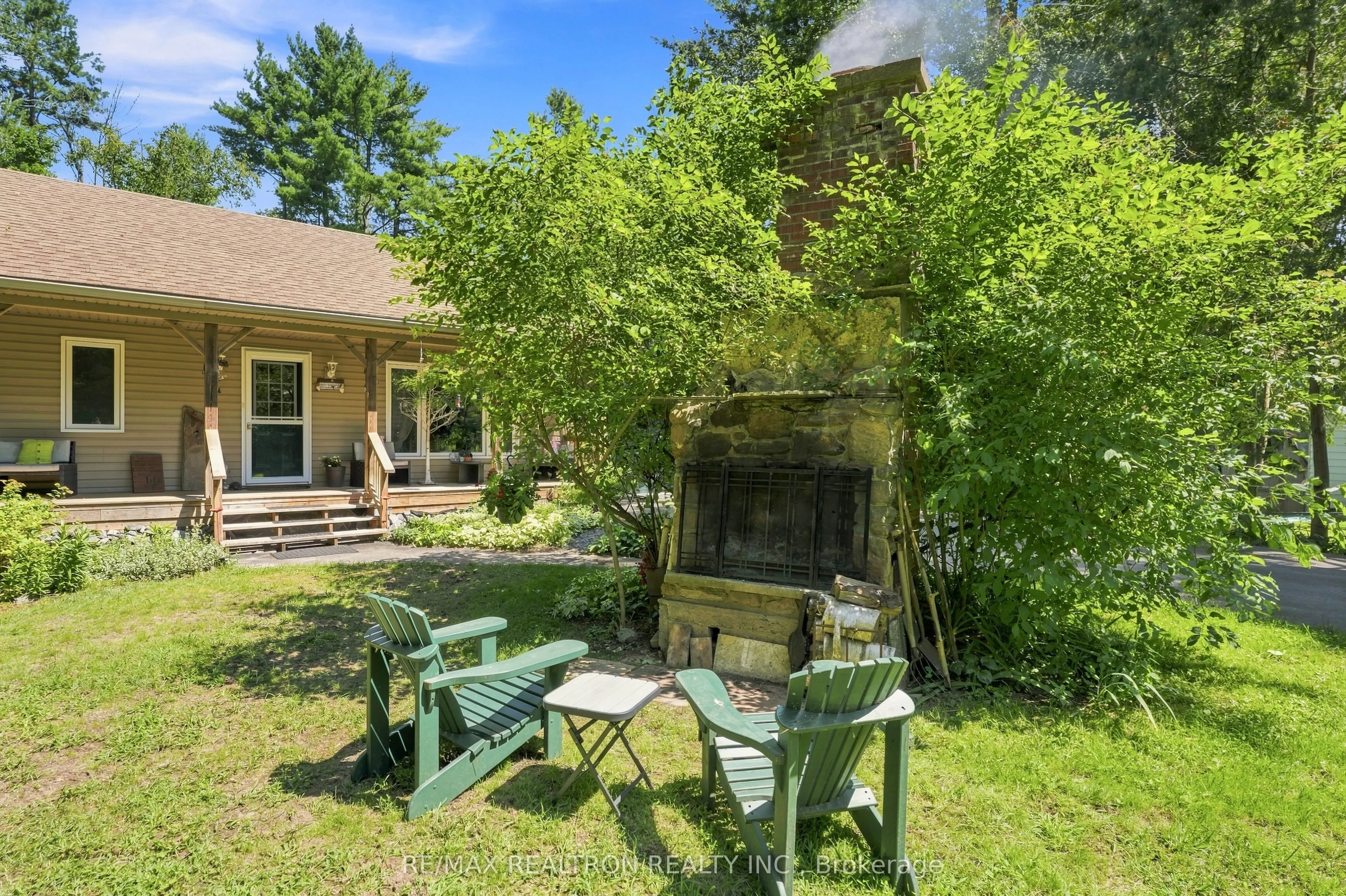 3485 Brennan Line