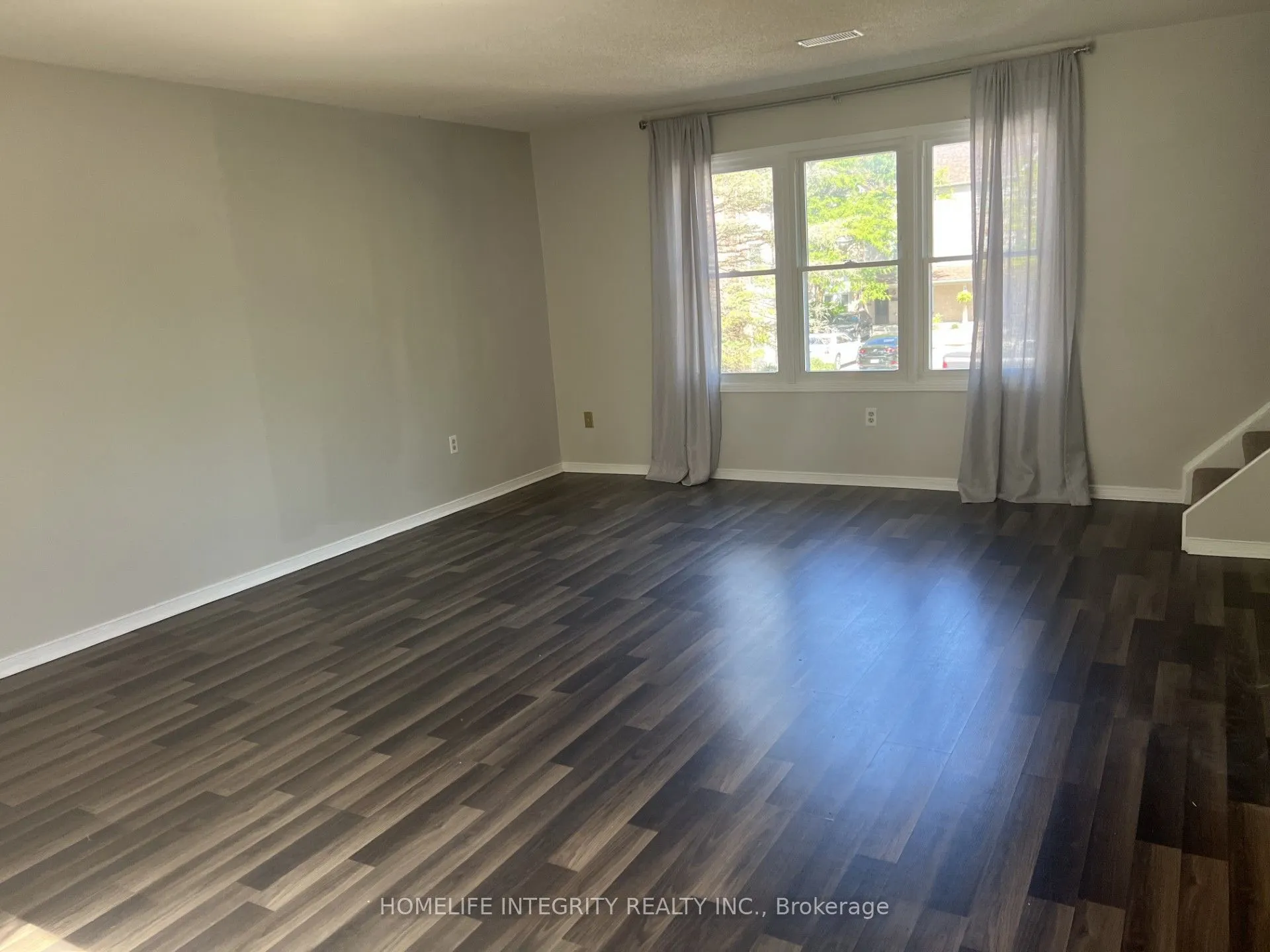 119 D'ambrosio Drive #27