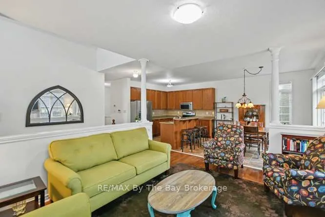 90 Meadowlark Boulevard