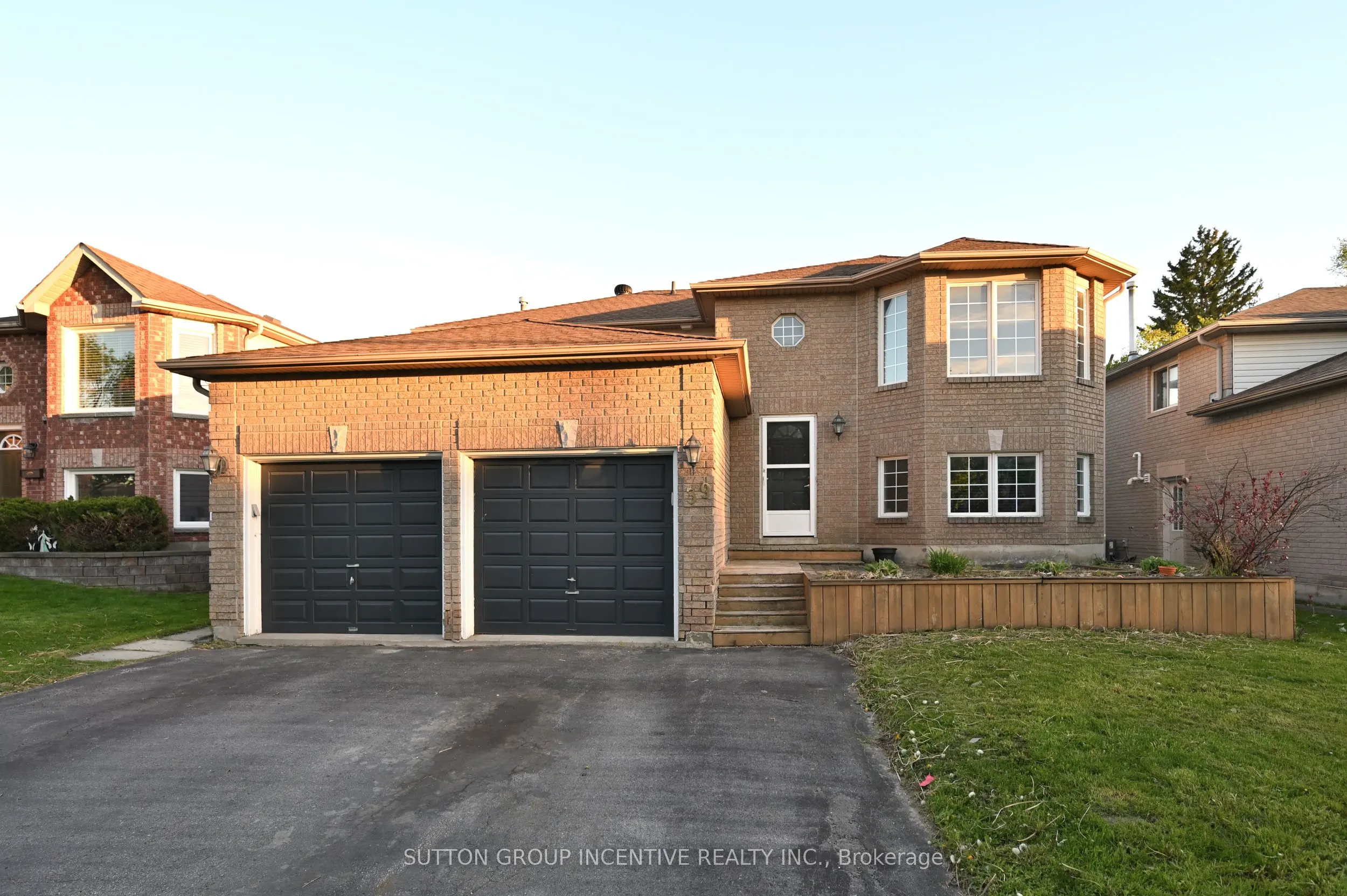 39 JONES Drive #UPPER