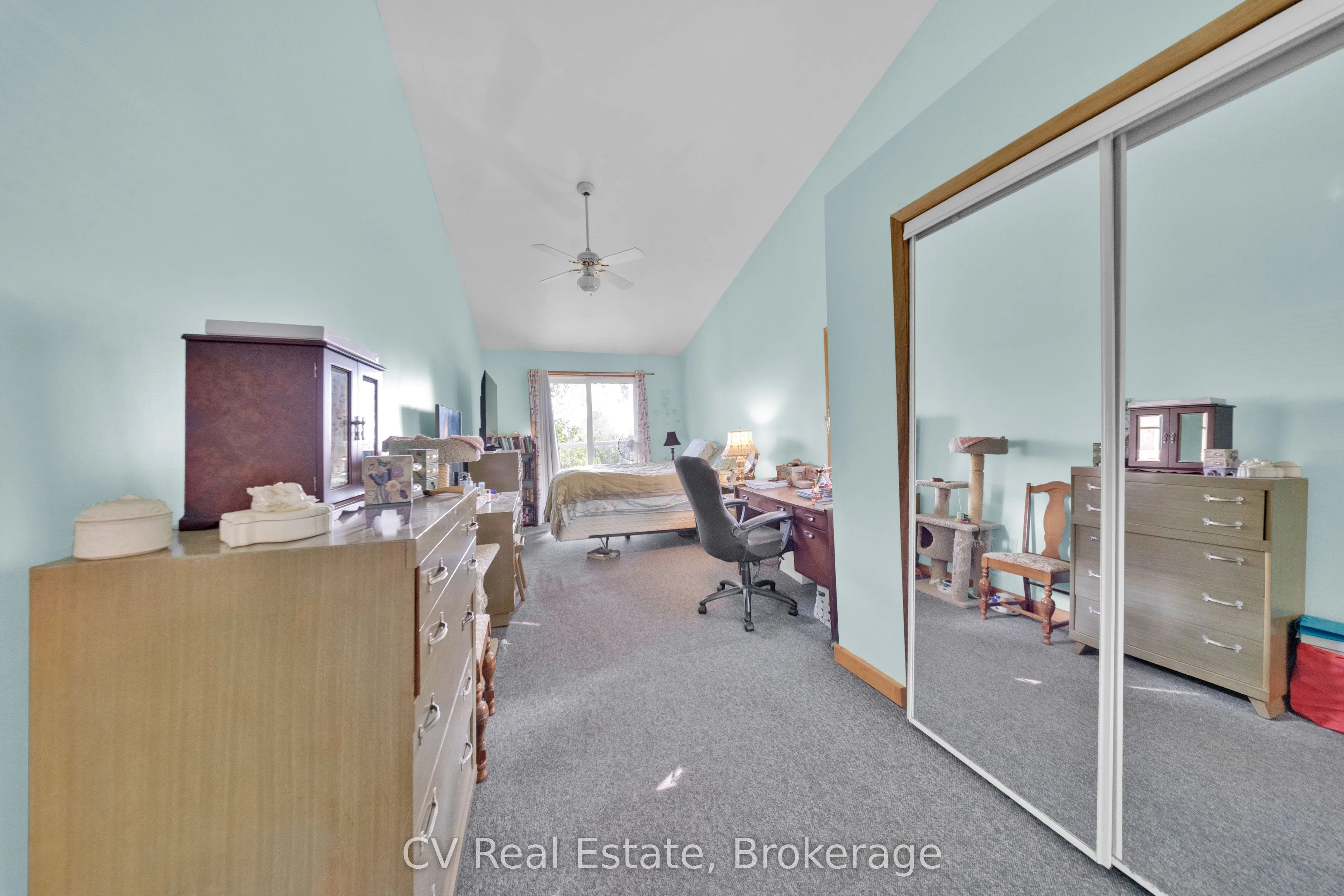 64 Wahnekewening Drive