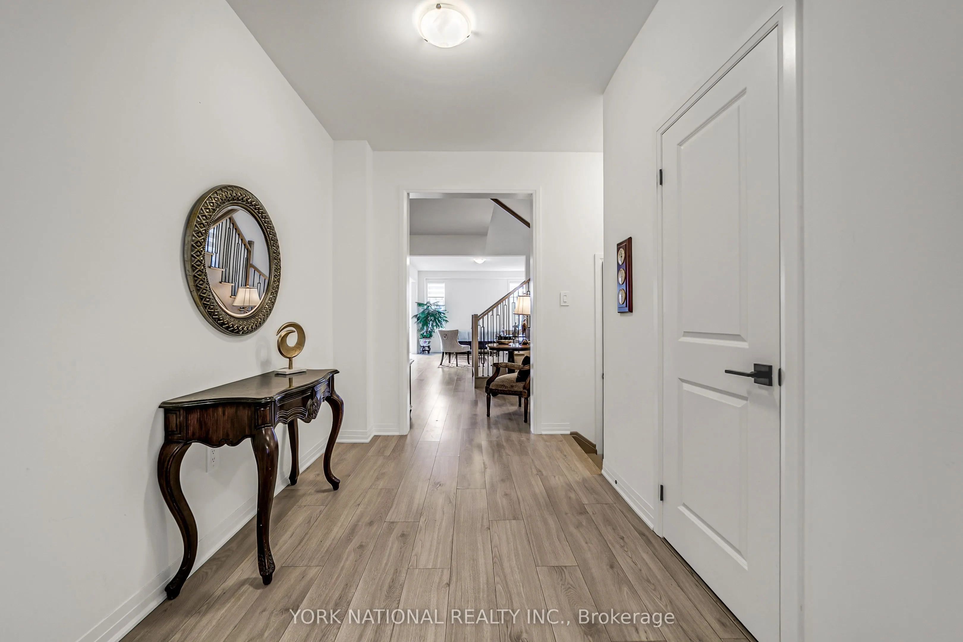 32 Copperhill Heights E