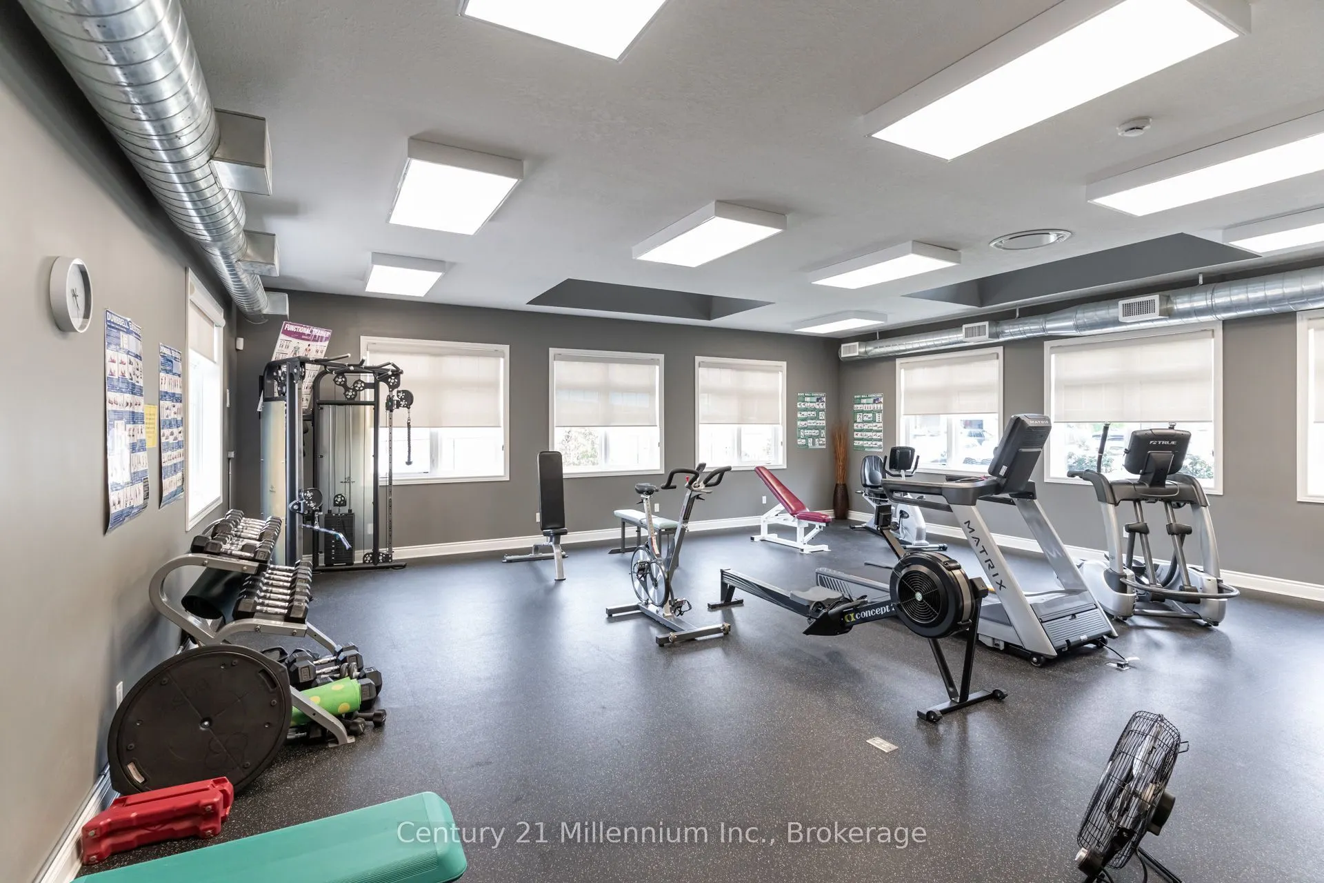 37 Silver Glen Boulevard #37