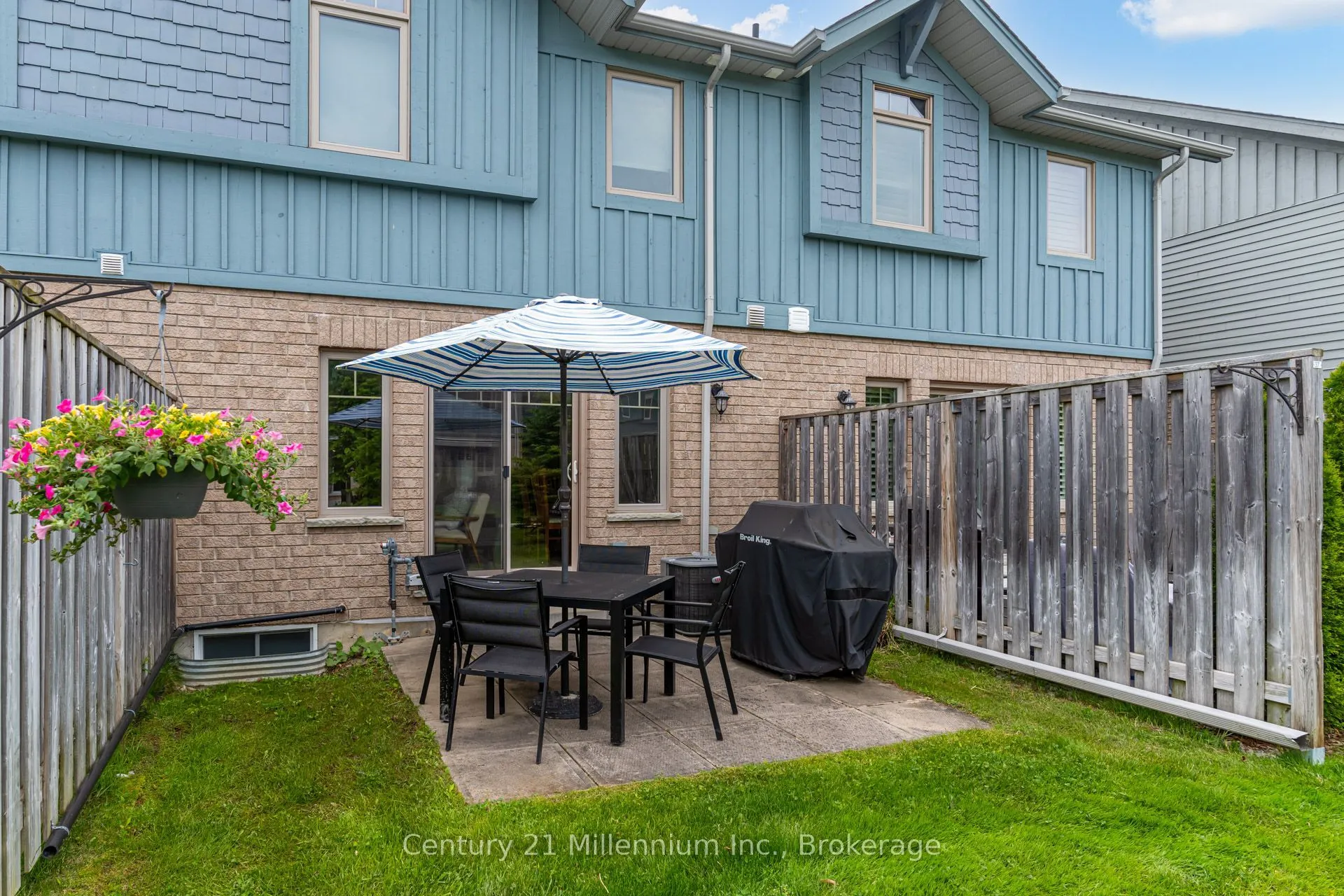 37 Silver Glen Boulevard #37