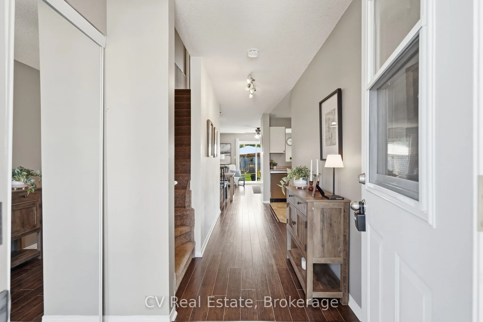 798 Coral Springs Lane