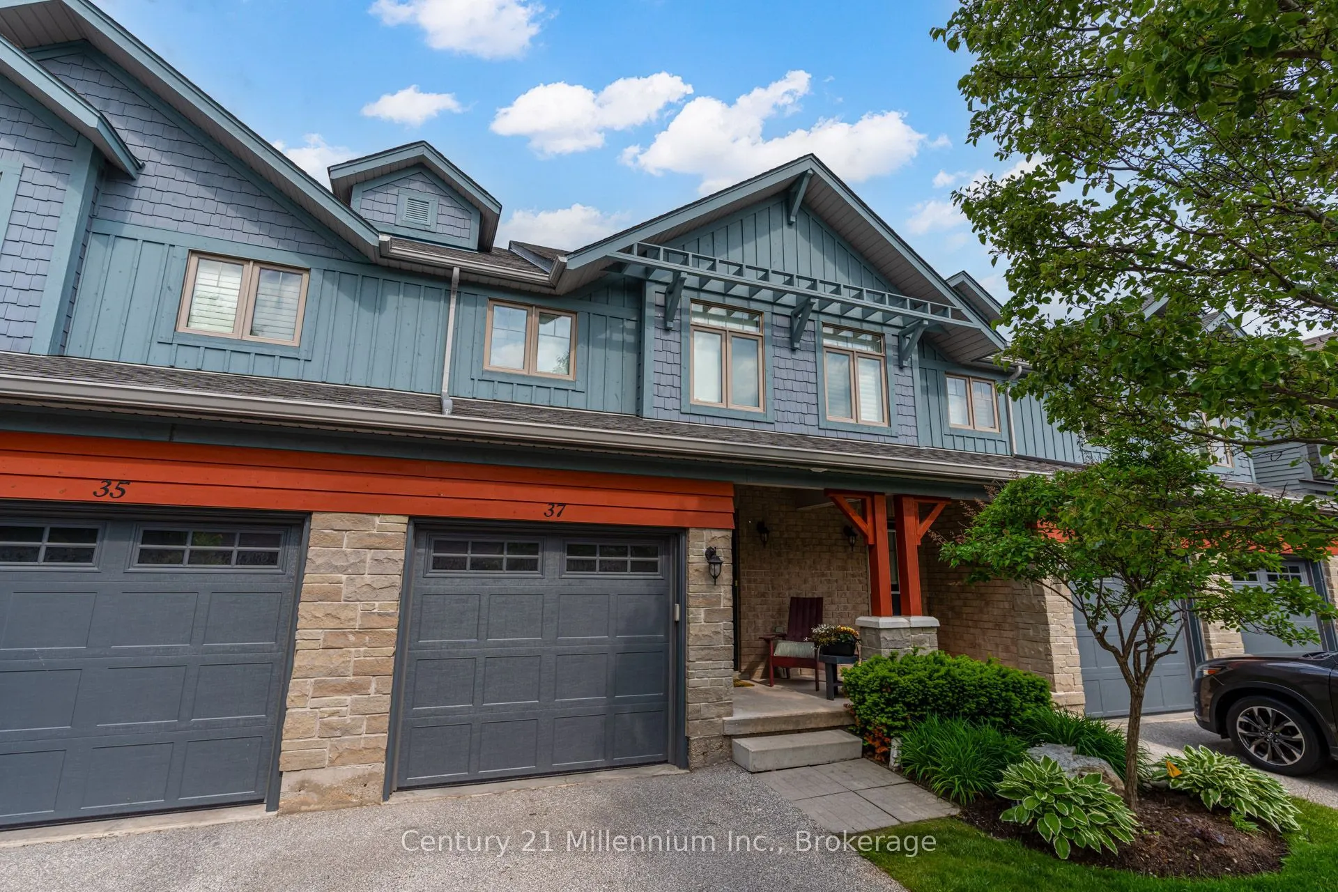 37 Silver Glen Boulevard #37