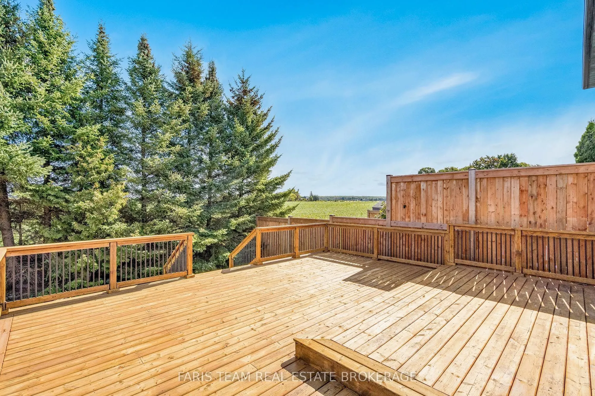 152 Ritchie Crescent