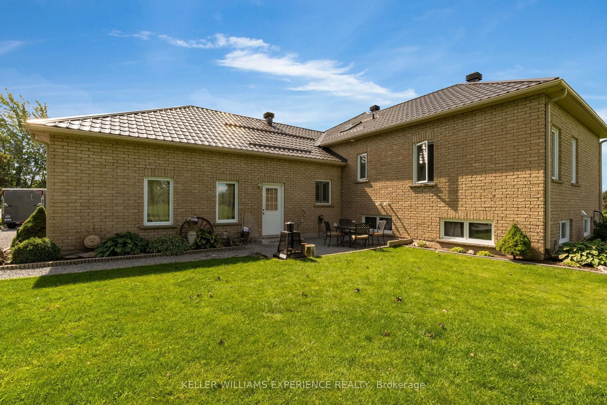 2884 Sunnydale Lane