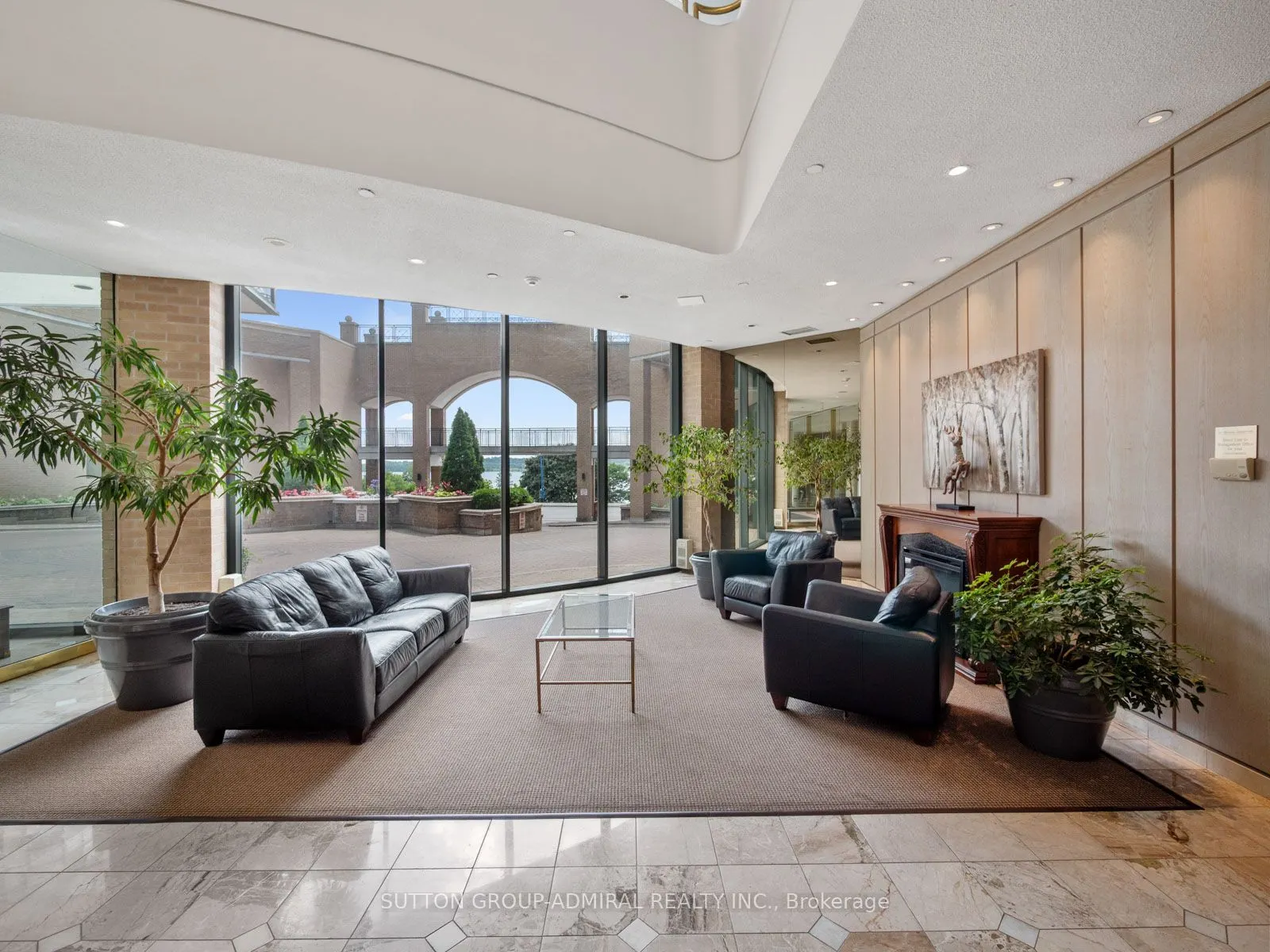 150 Dunlop Street E #902