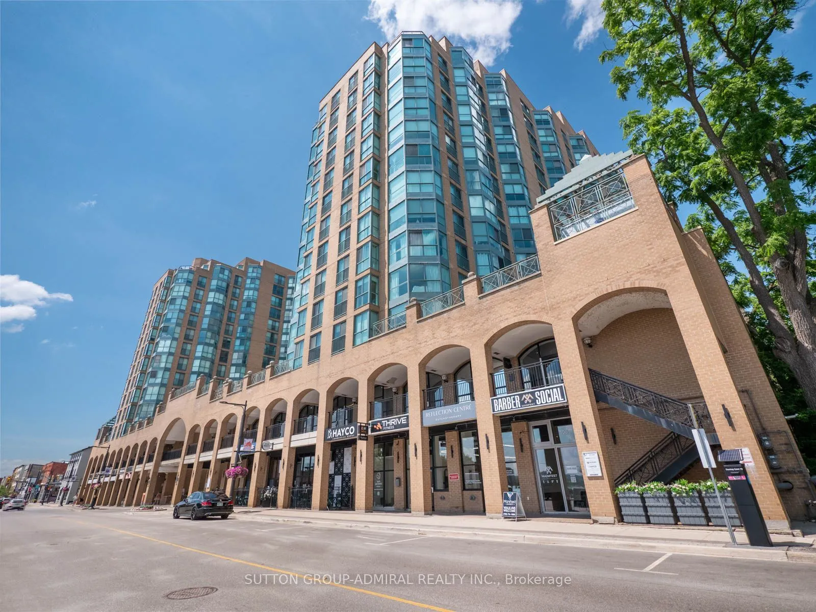 150 Dunlop Street E #902