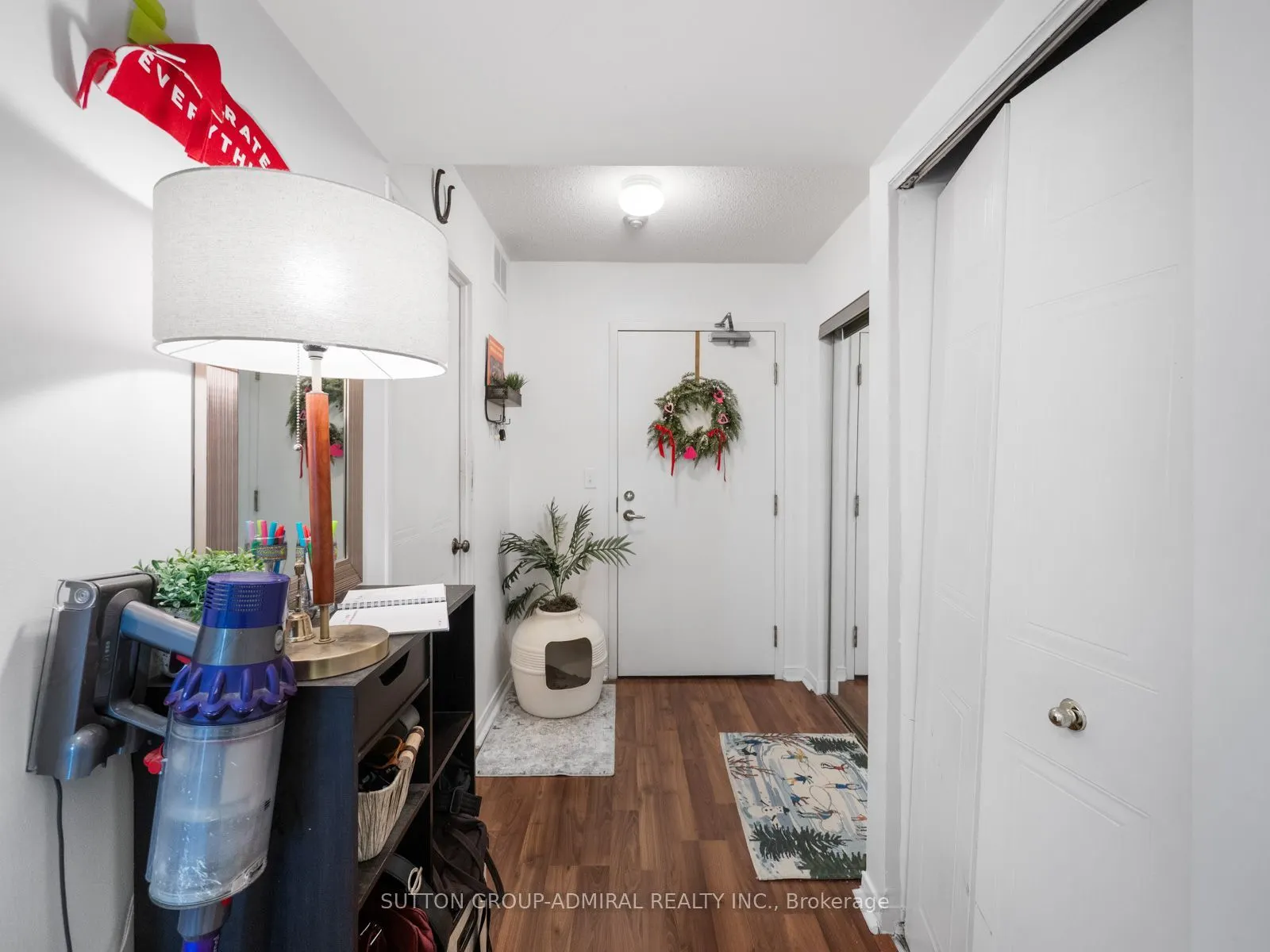 150 Dunlop Street E #902