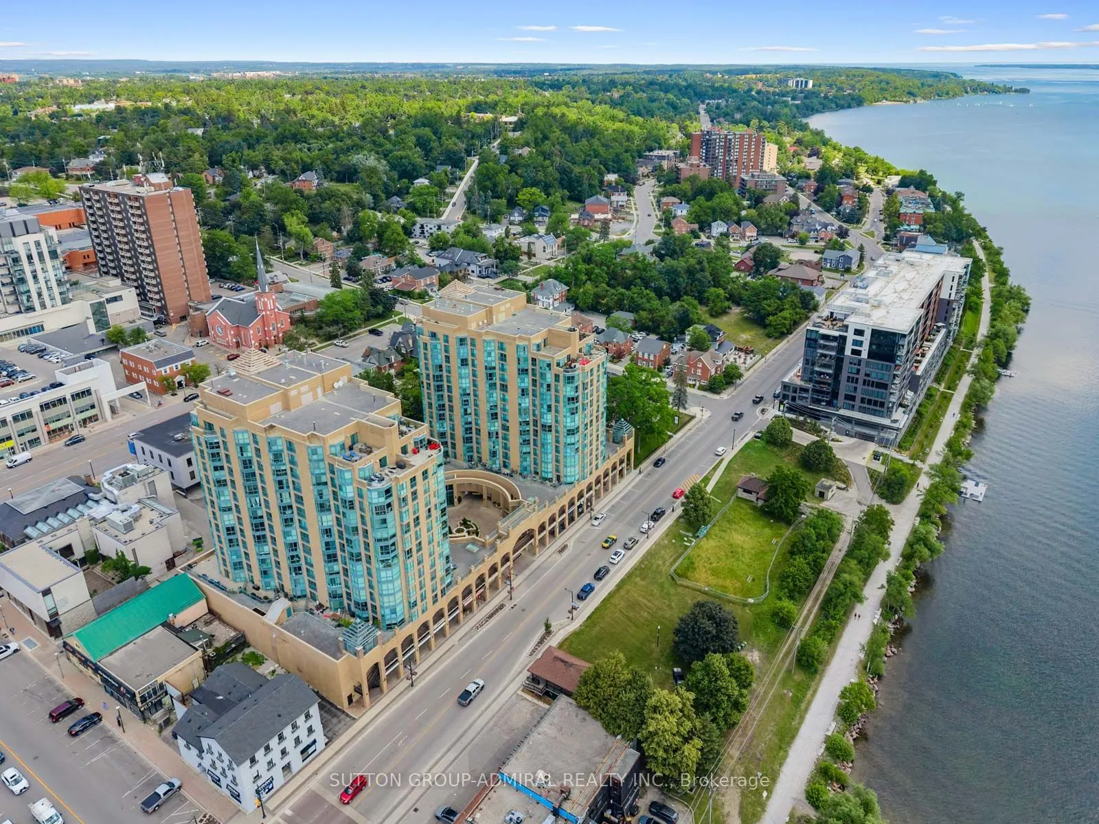 150 Dunlop Street E #902