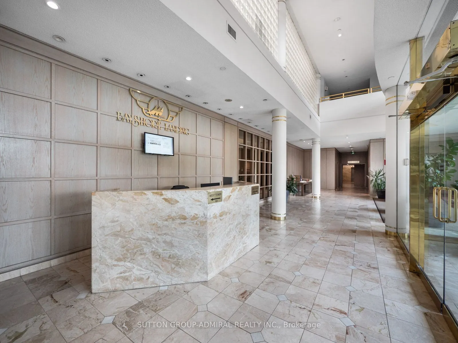150 Dunlop Street E #902