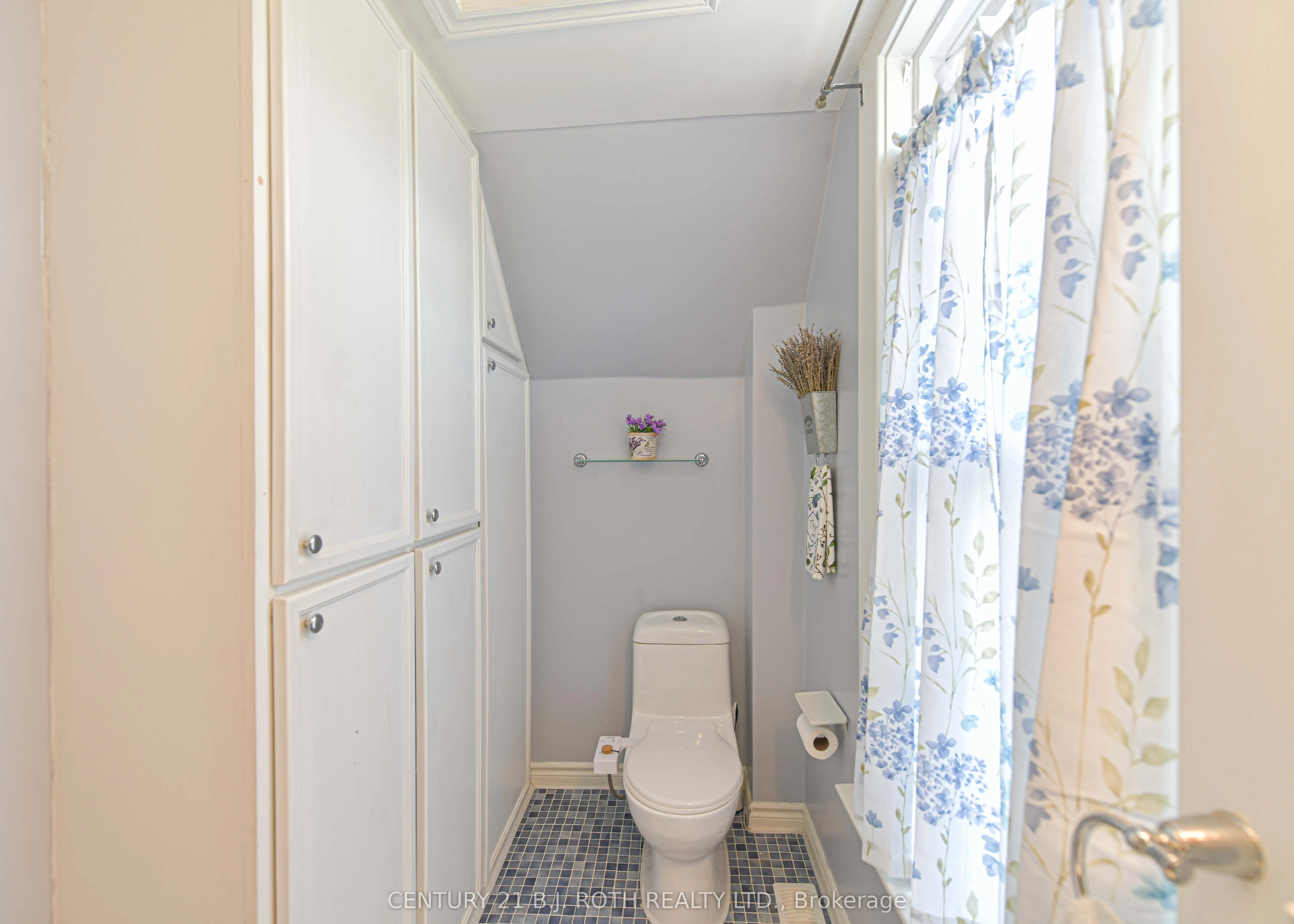 80 Coldwater Road W