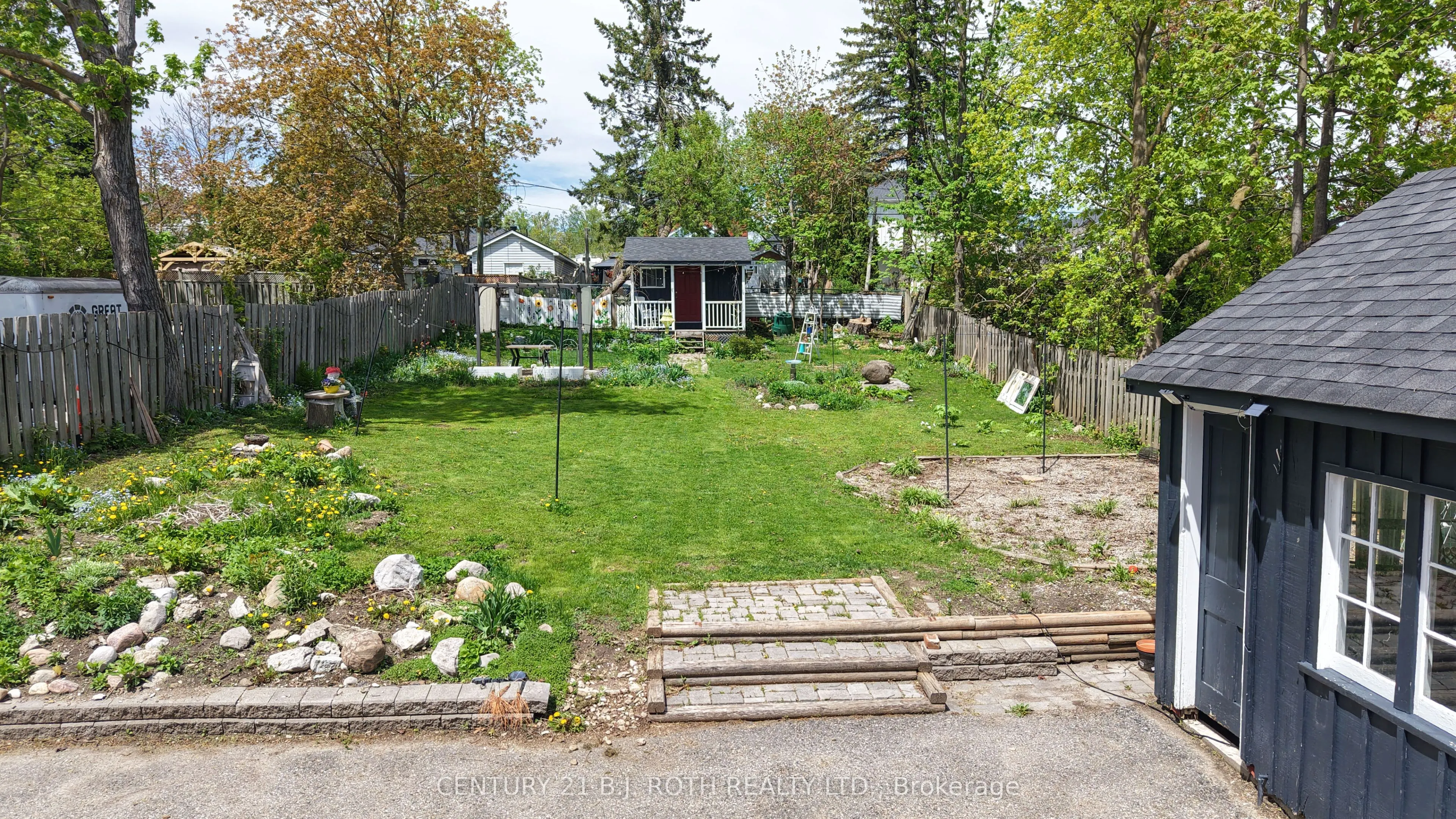80 Coldwater Road W