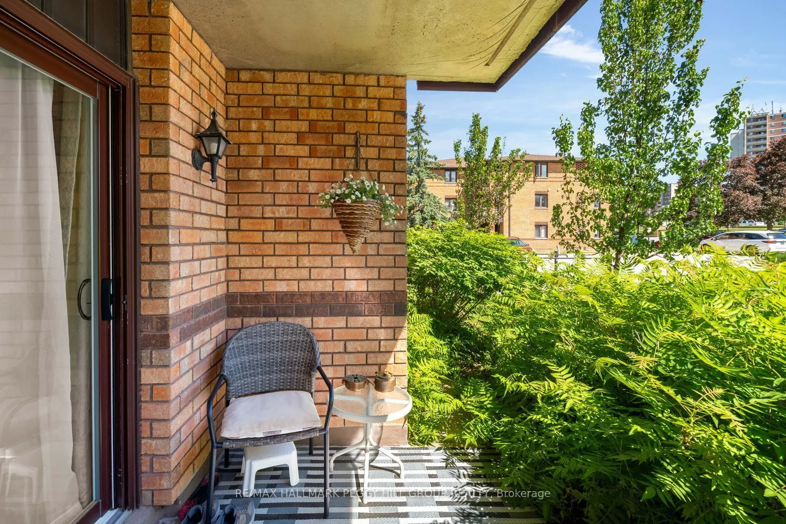 10B Coulter Street #211