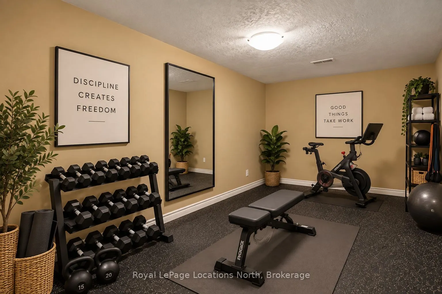 38 SILVER GLEN Boulevard #37
