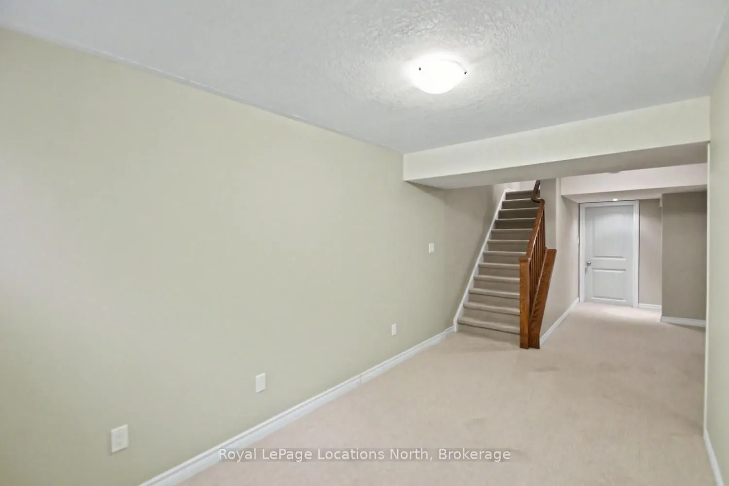 38 SILVER GLEN Boulevard #37