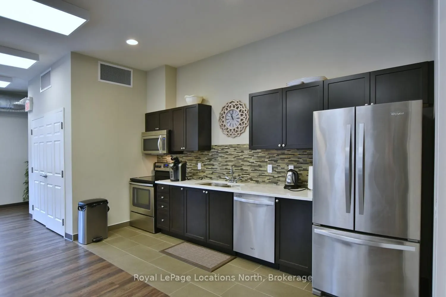38 SILVER GLEN Boulevard #37