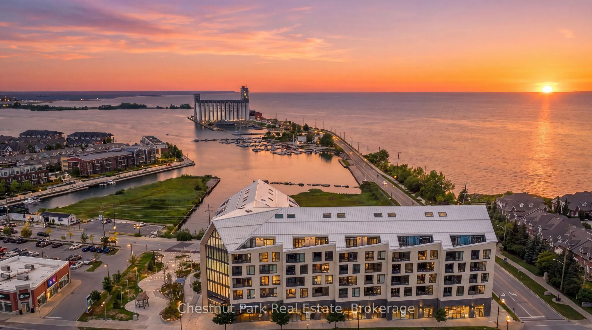 31 Huron Street #618