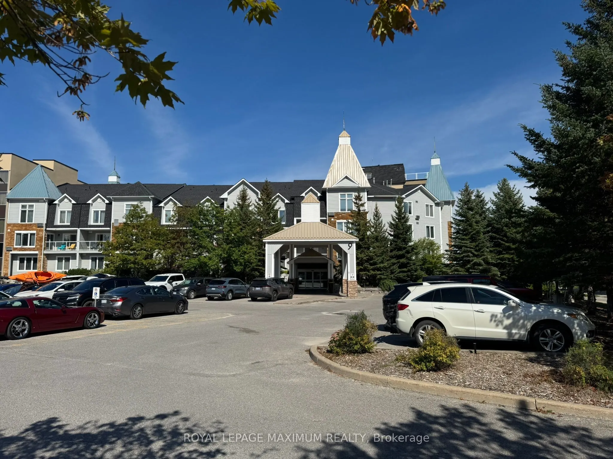 9 Harbour Street #6112/6114