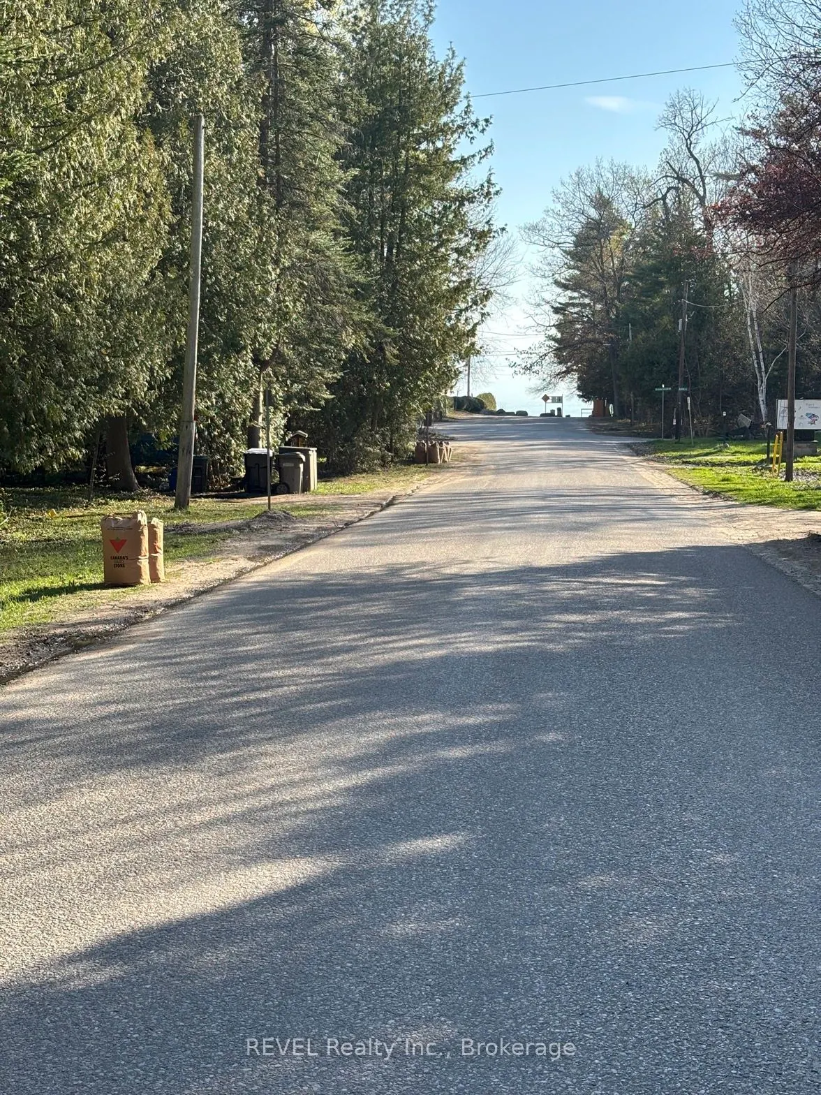 301 Concession 11 Road W