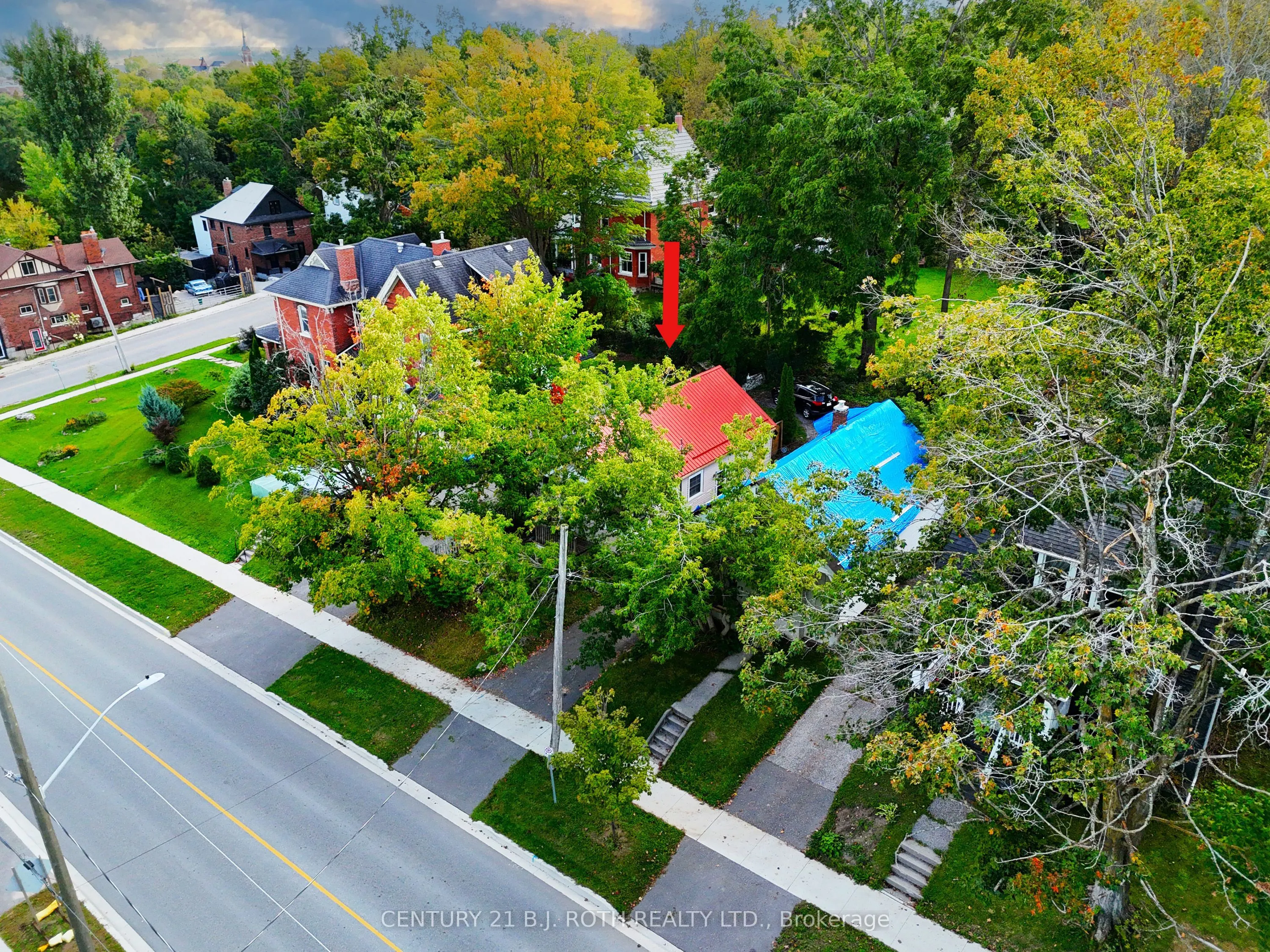167 Laclie Street