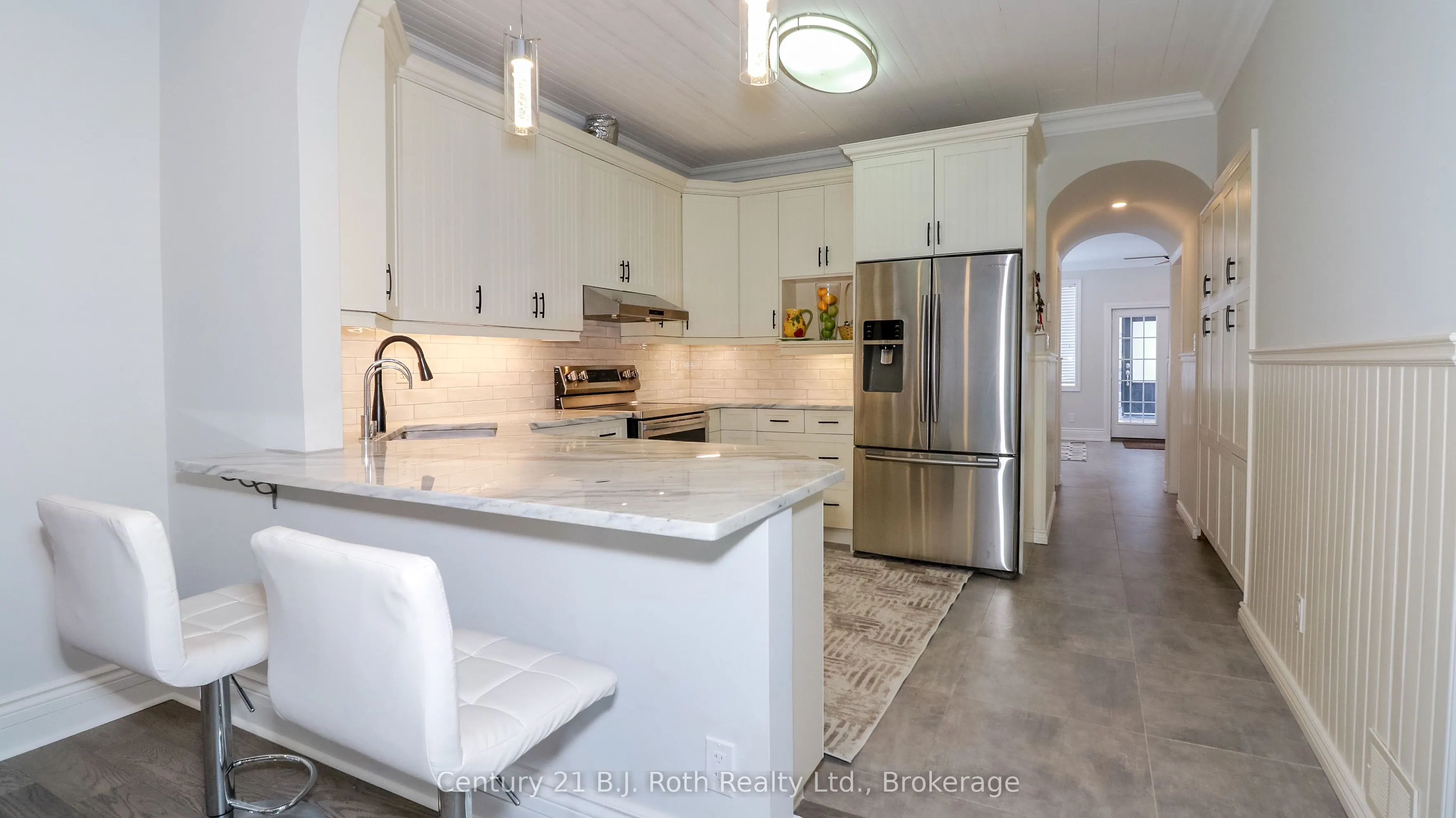 2709 Wainman Line
