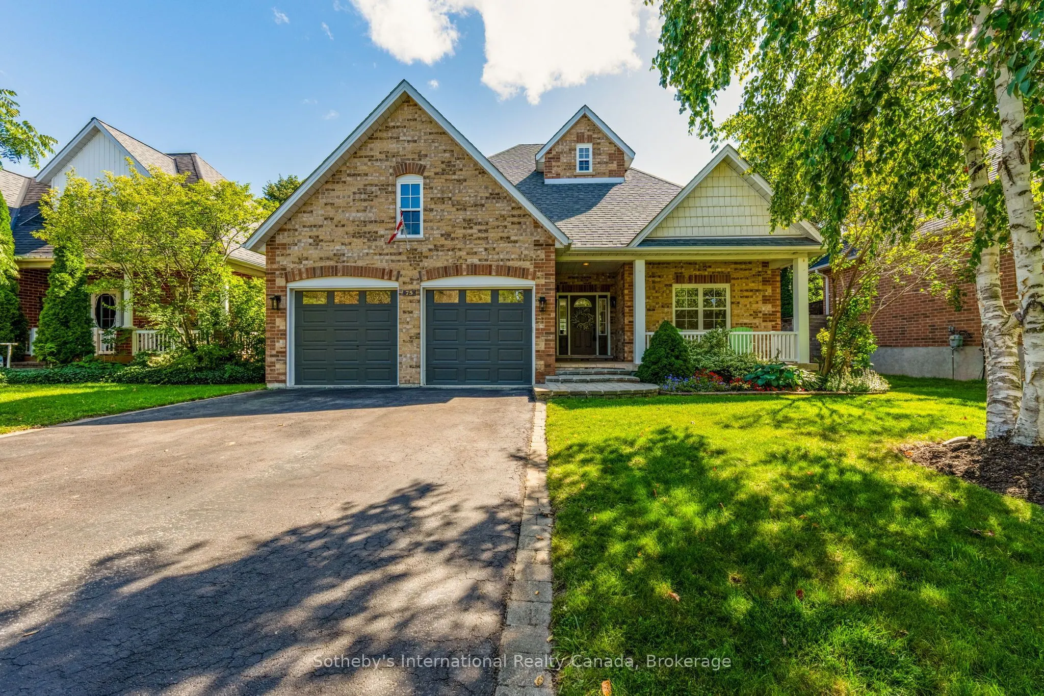 75 Edward Street E