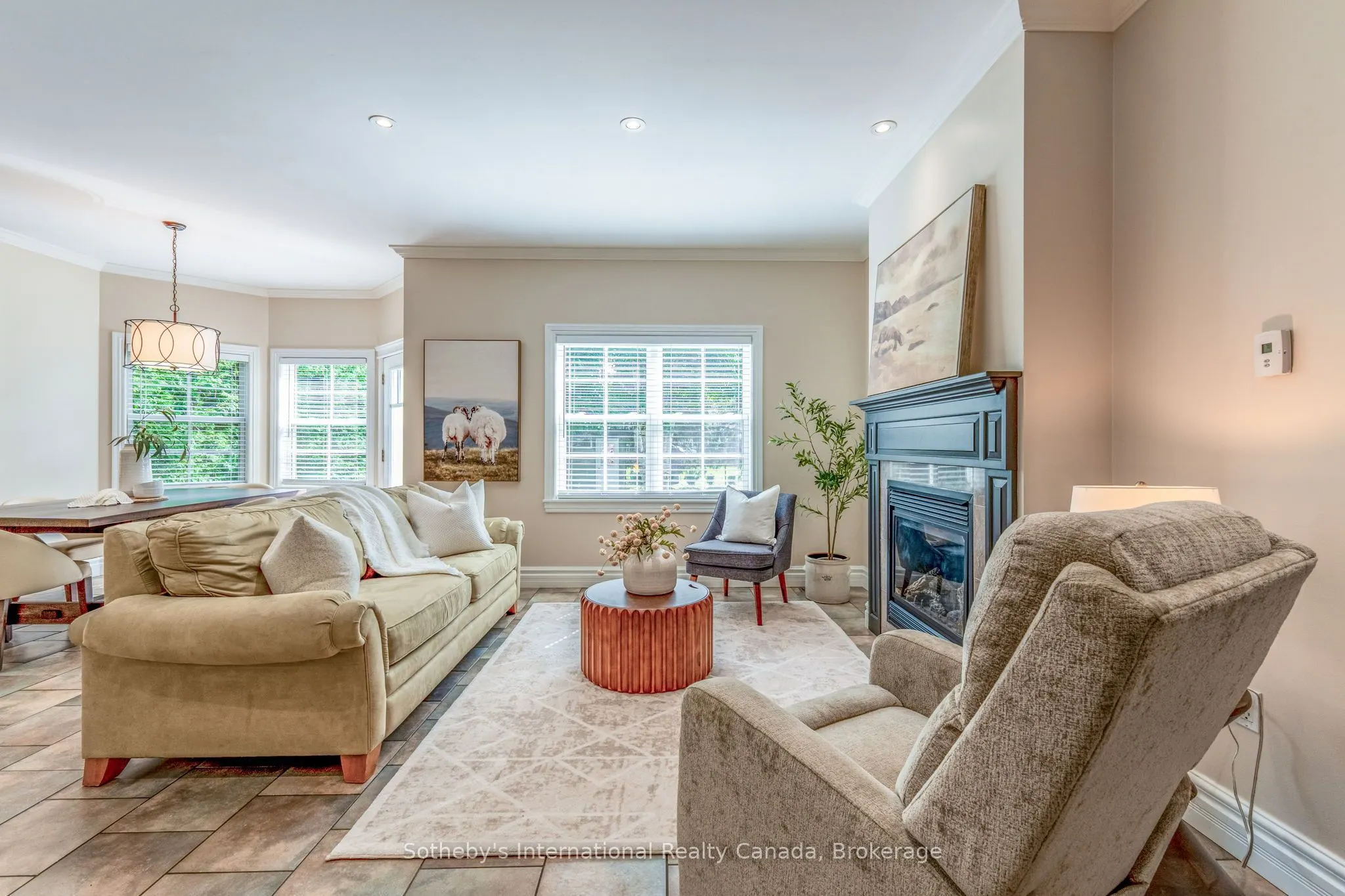 75 Edward Street E