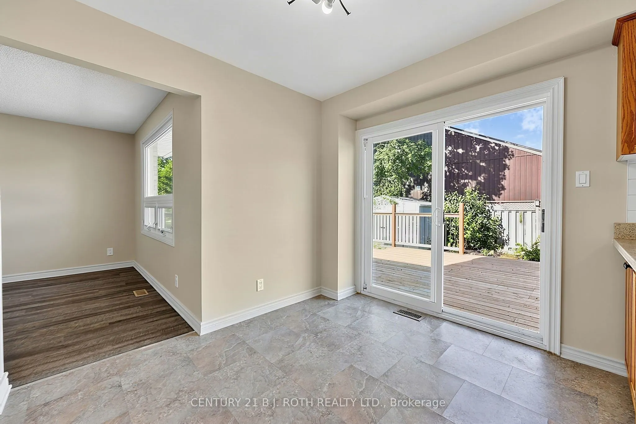 104 WOODSIDE Drive