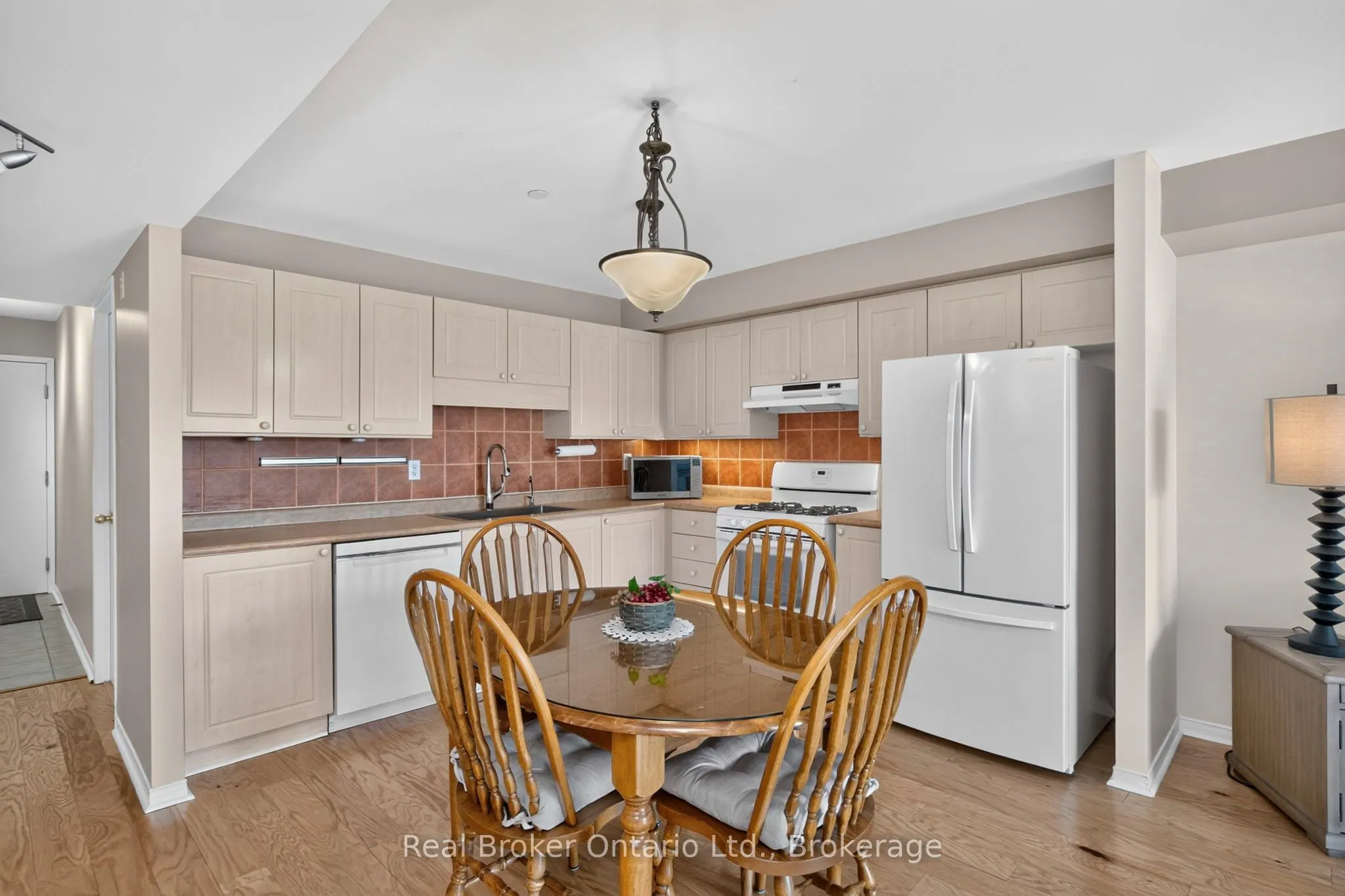 4 Beck Boulevard #302