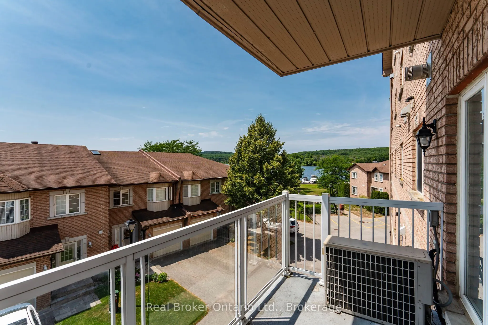 4 Beck Boulevard #302
