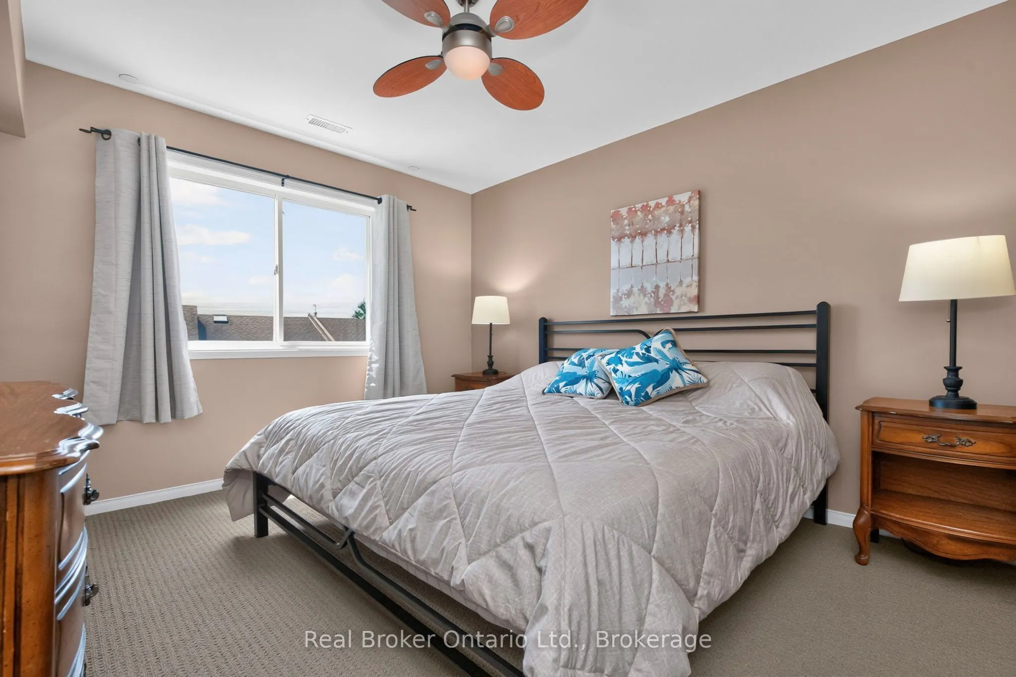 4 Beck Boulevard #302