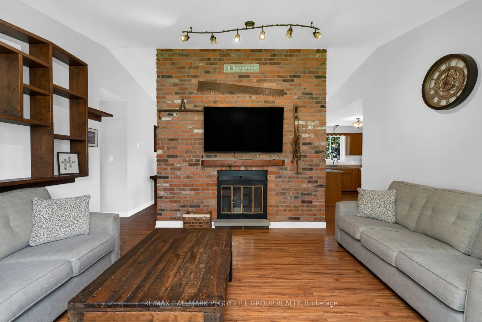 55 Shelswell Boulevard