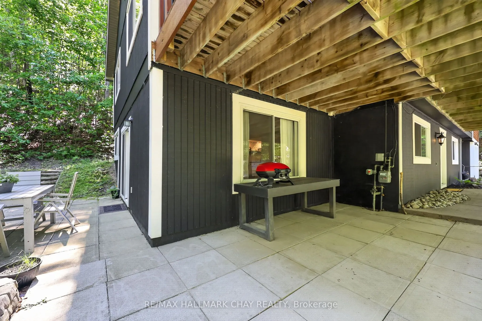 23 ALGONQUIN Trail