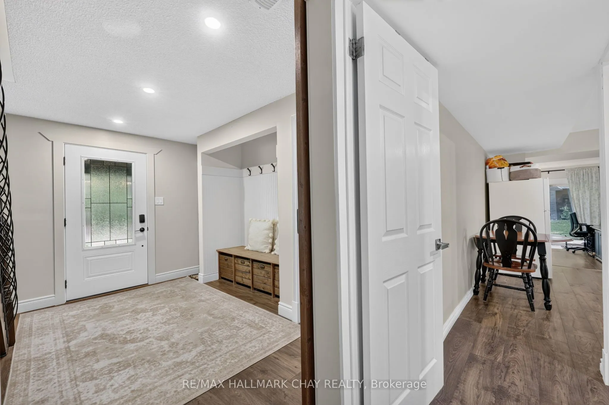 23 ALGONQUIN Trail