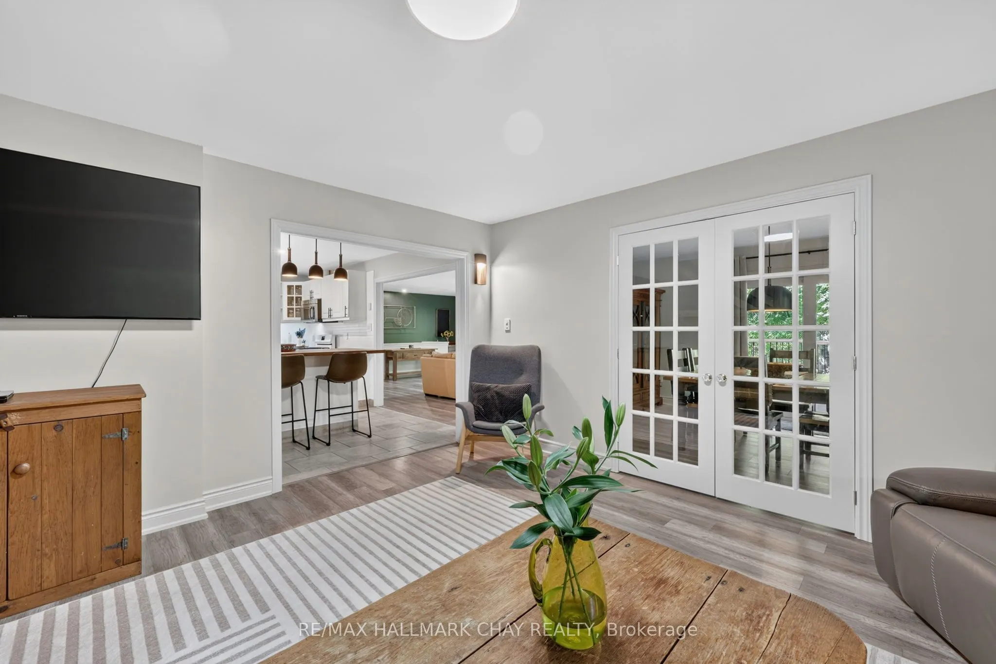 23 ALGONQUIN Trail