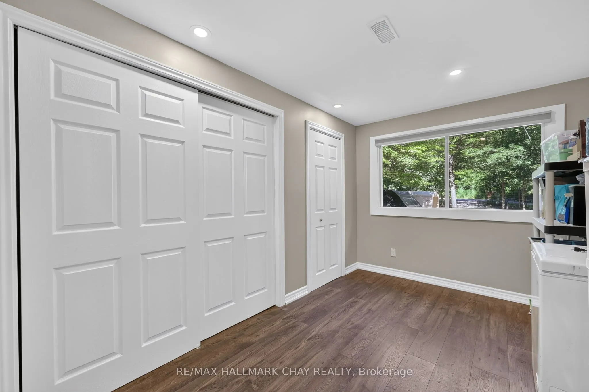 23 ALGONQUIN Trail