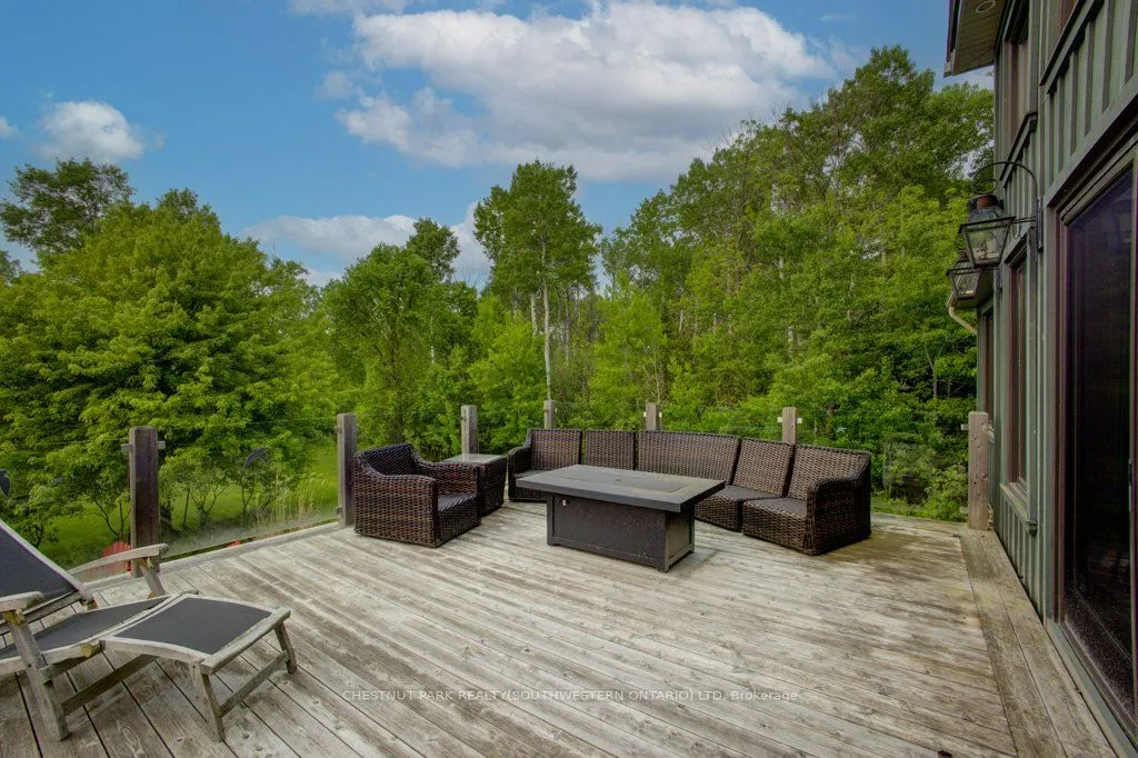 8429 Poplar Side Road