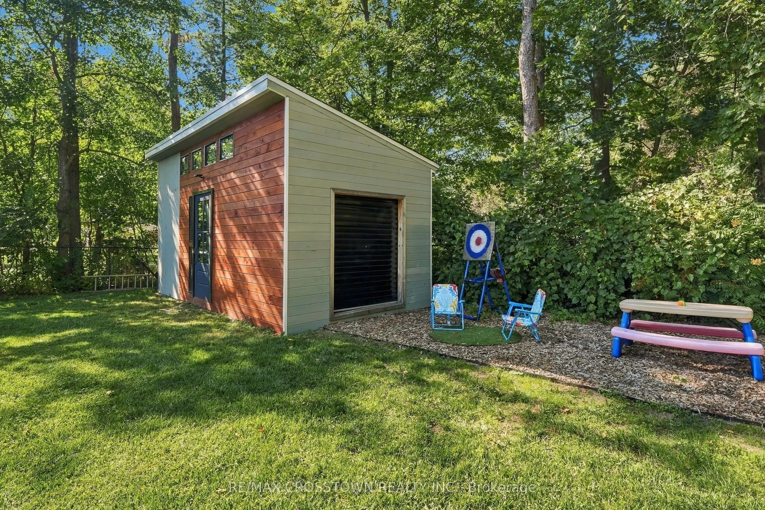 20 IDLEWOOD Drive