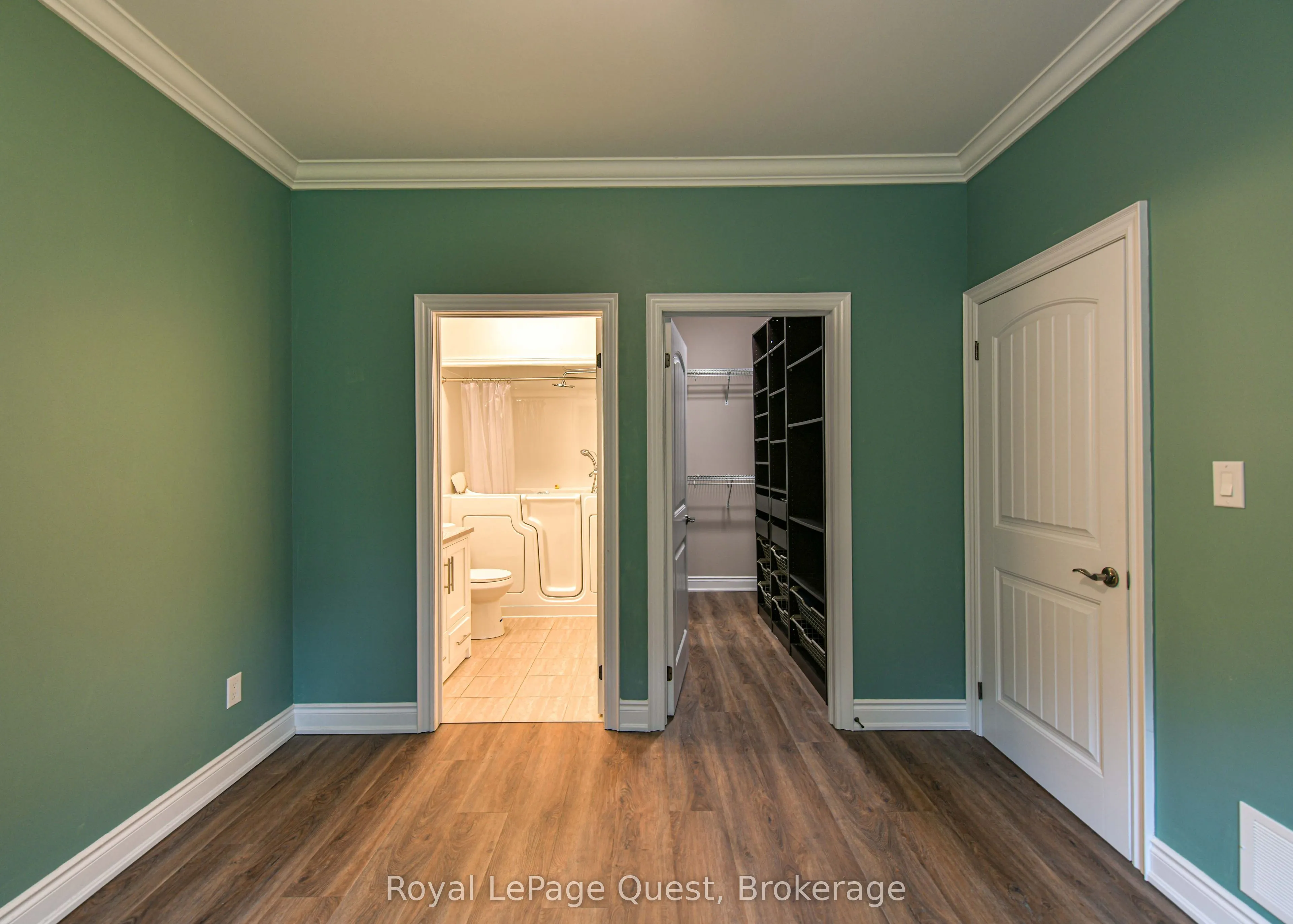 37 Riverwalk Drive