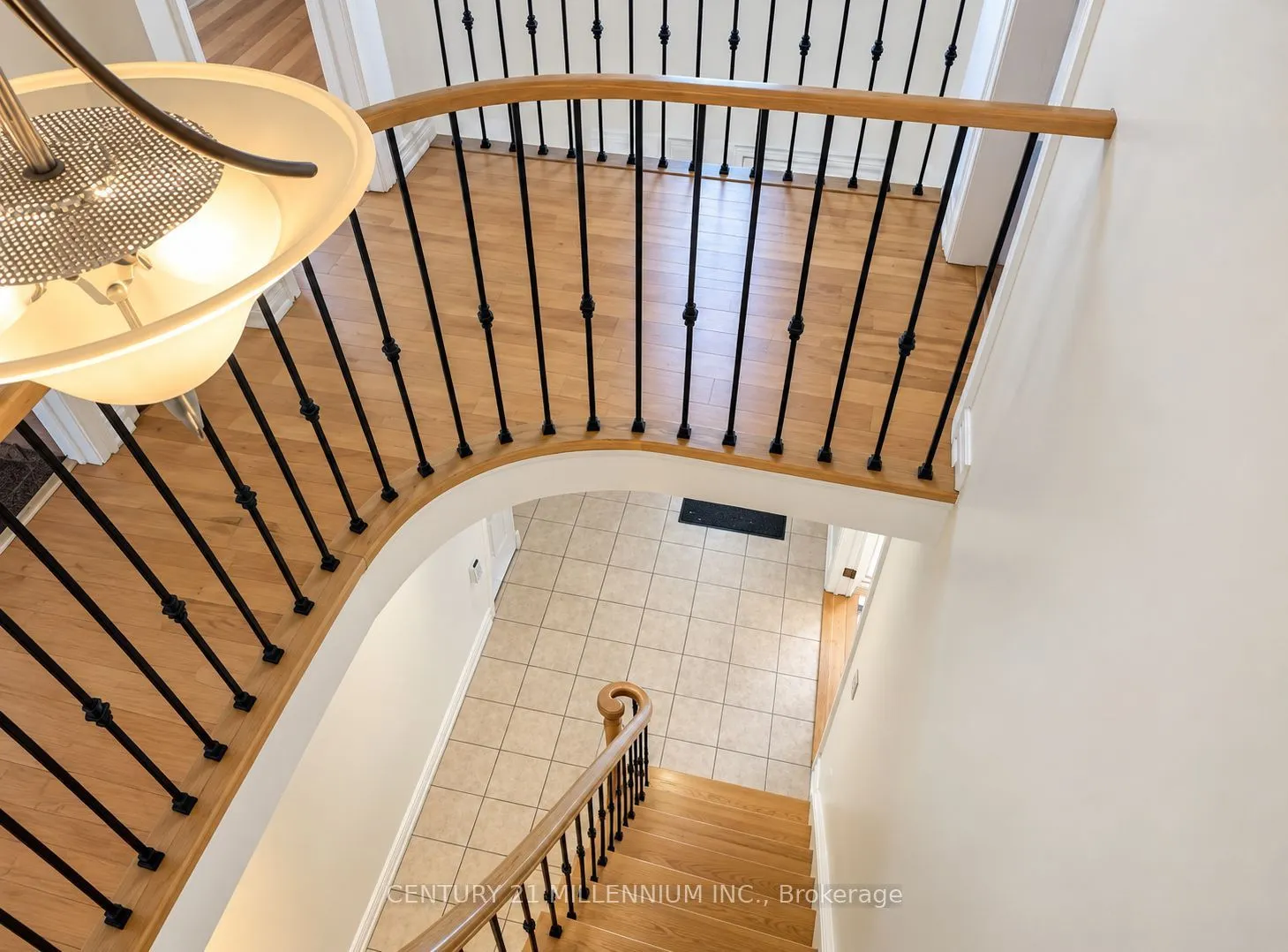 6 Carruthers Crescent