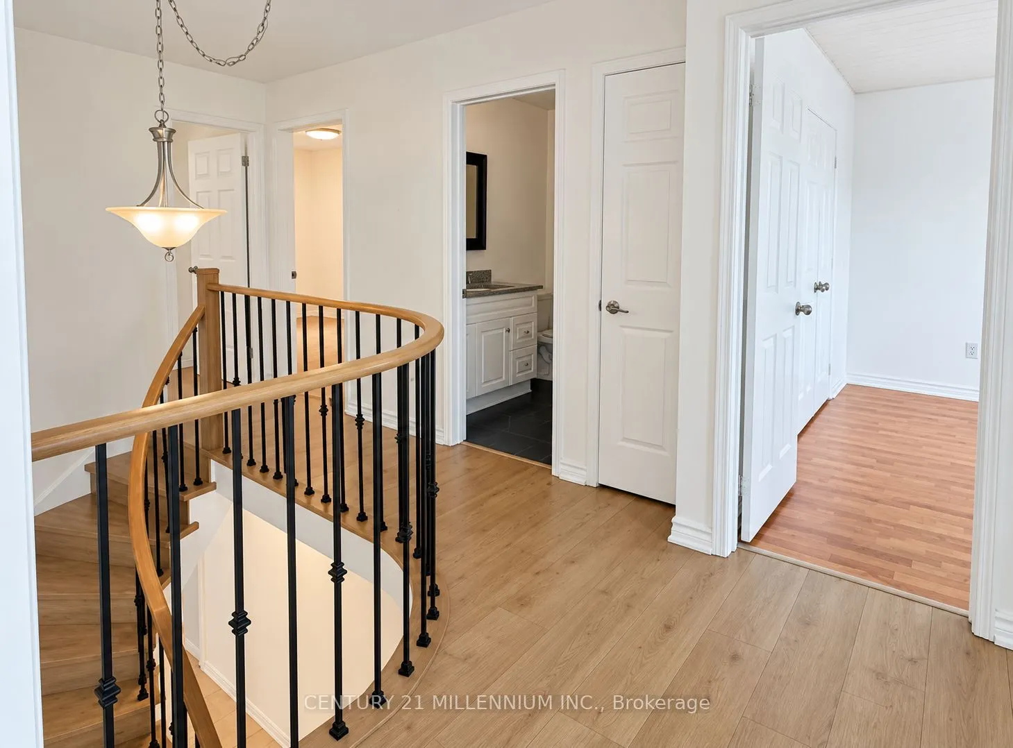 6 Carruthers Crescent