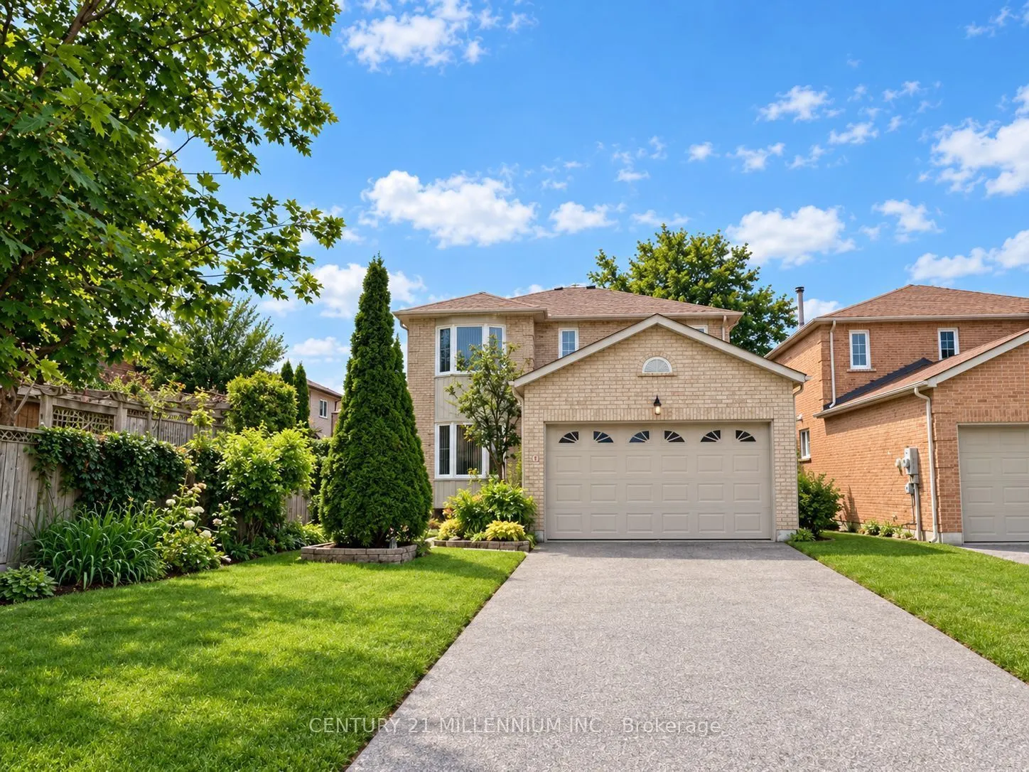 6 Carruthers Crescent