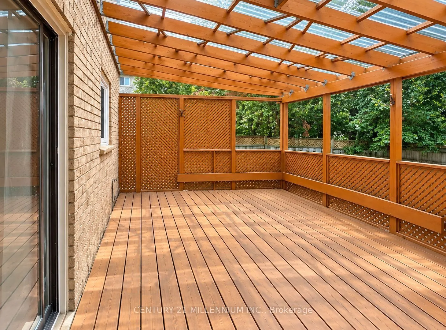 6 Carruthers Crescent