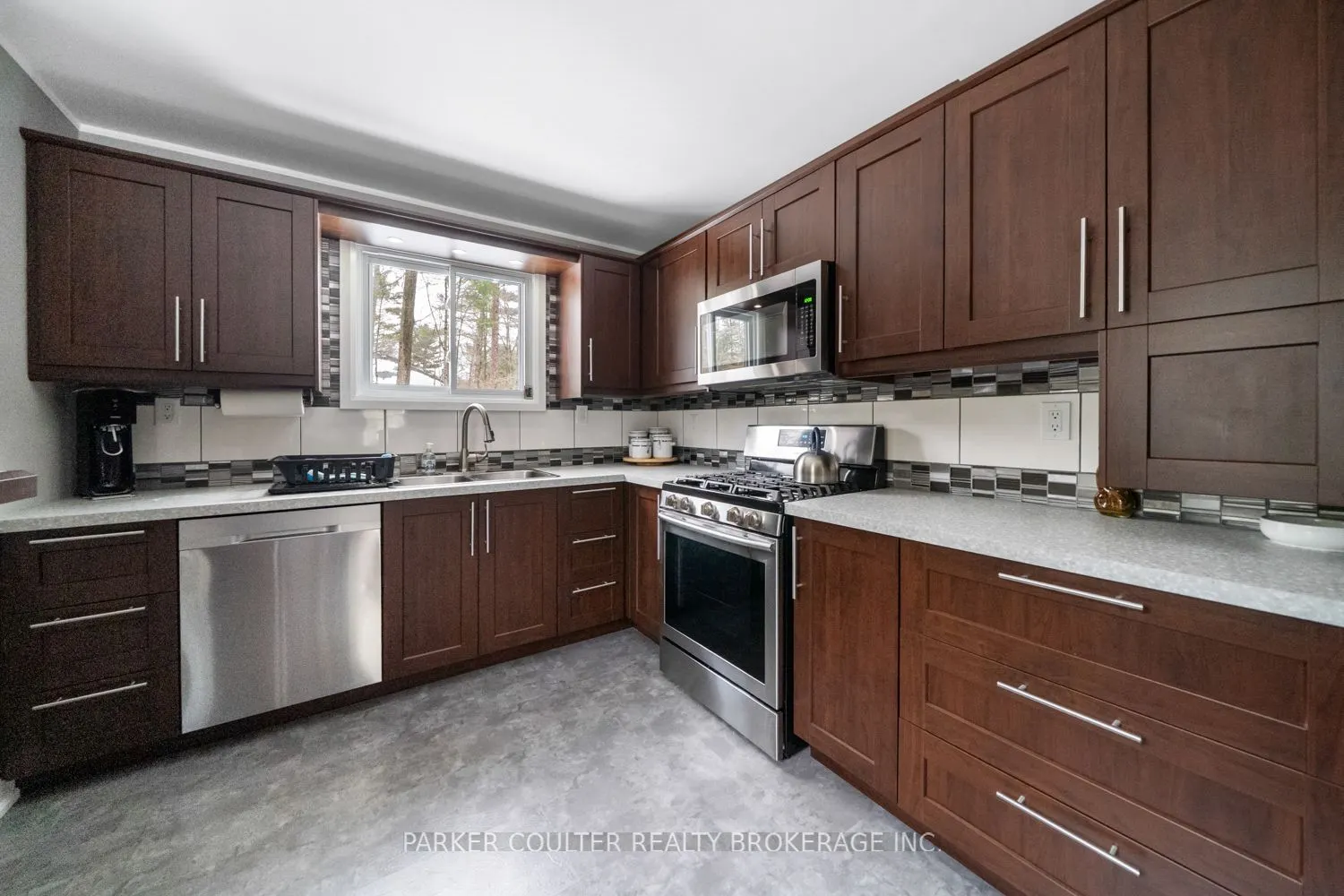 11 Duquette Court