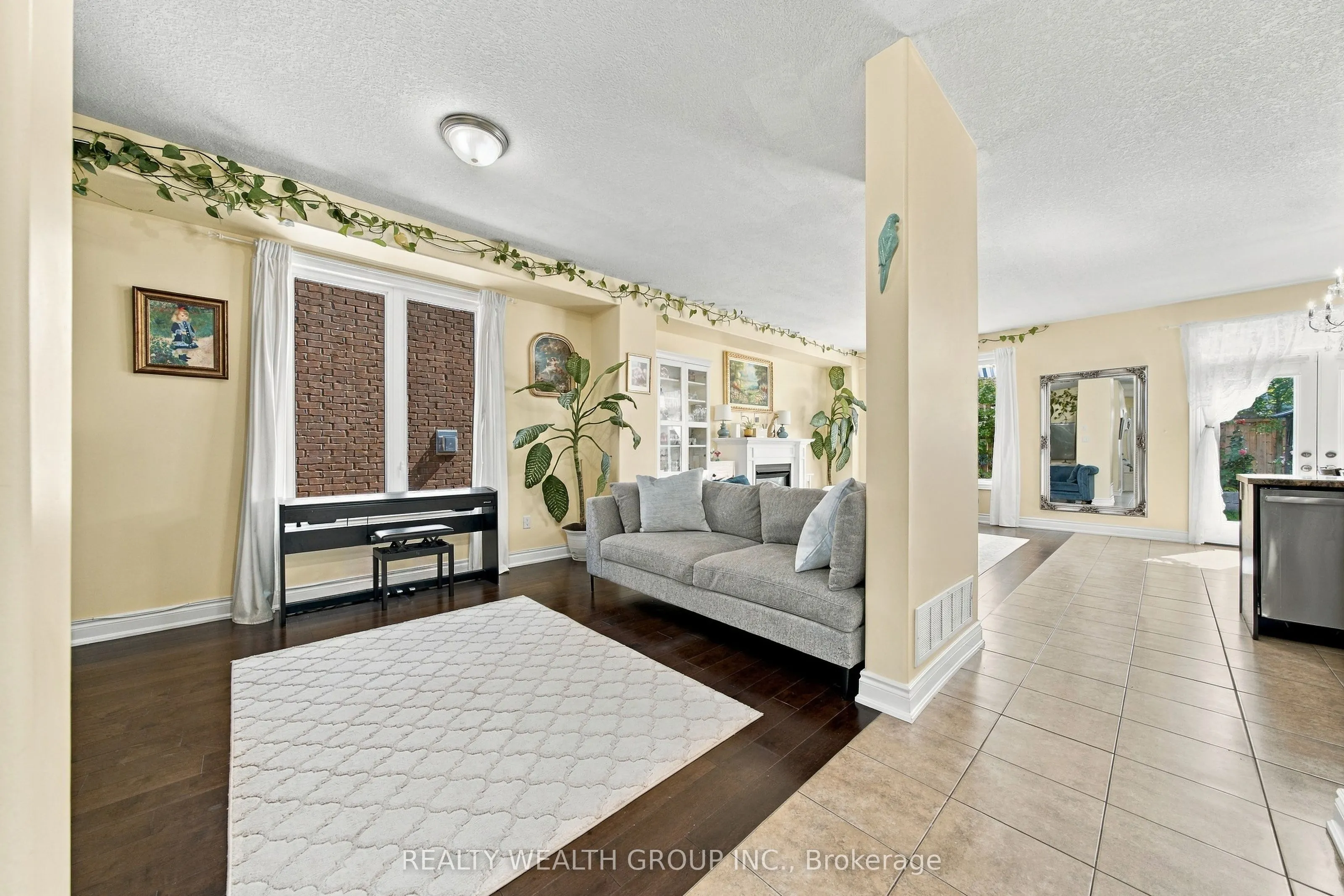 43 Booth Lane