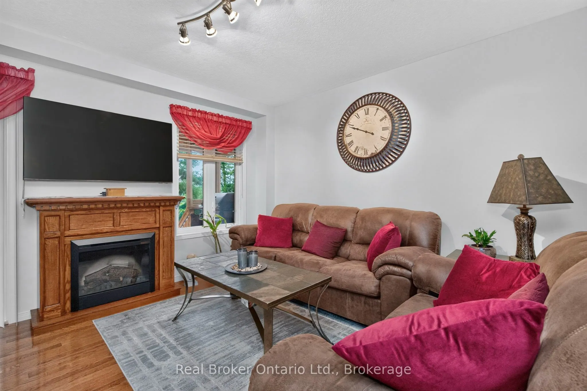 140 Southwinds Crescent