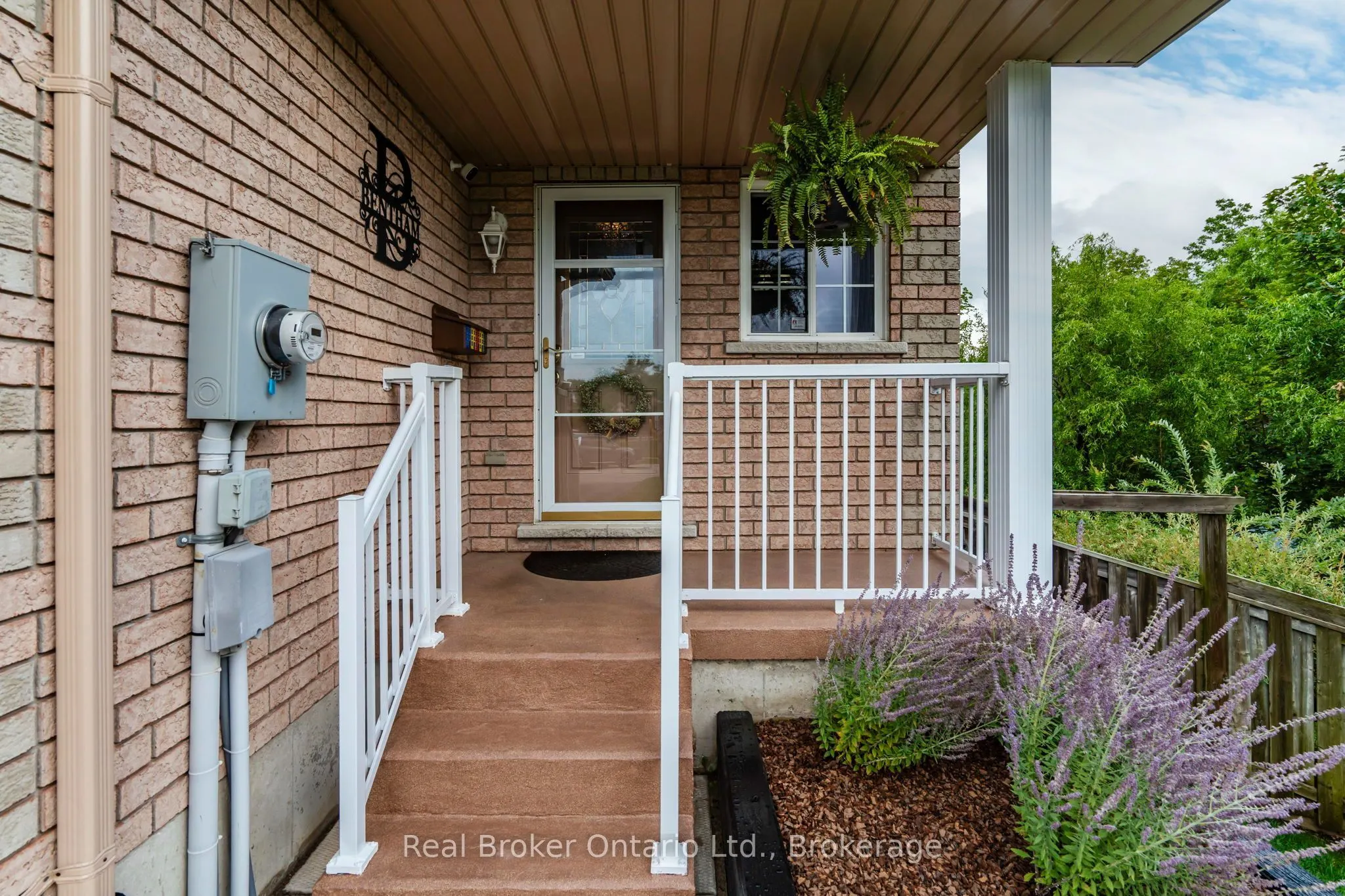 140 Southwinds Crescent